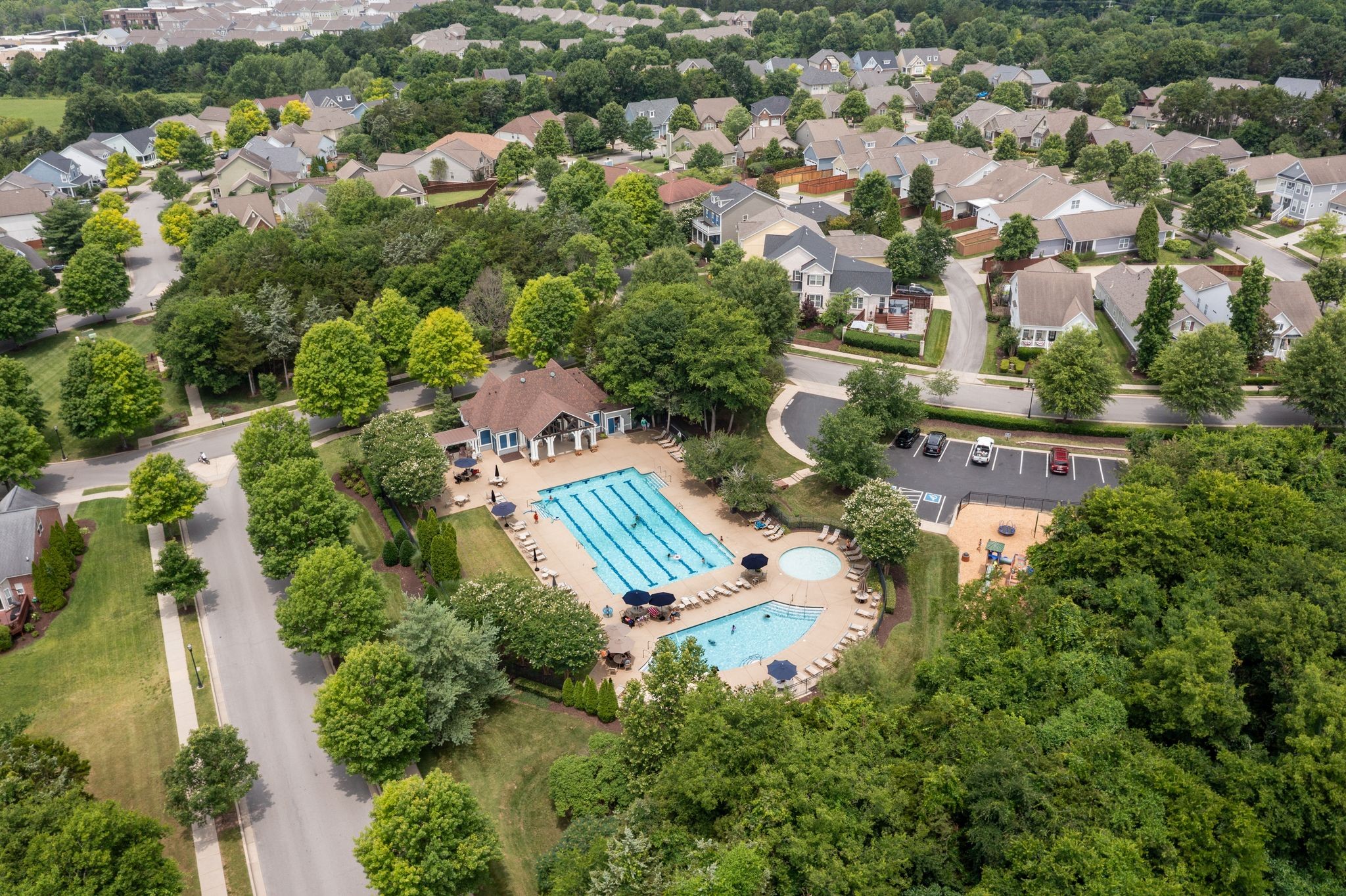 8433 Danbrook Dr