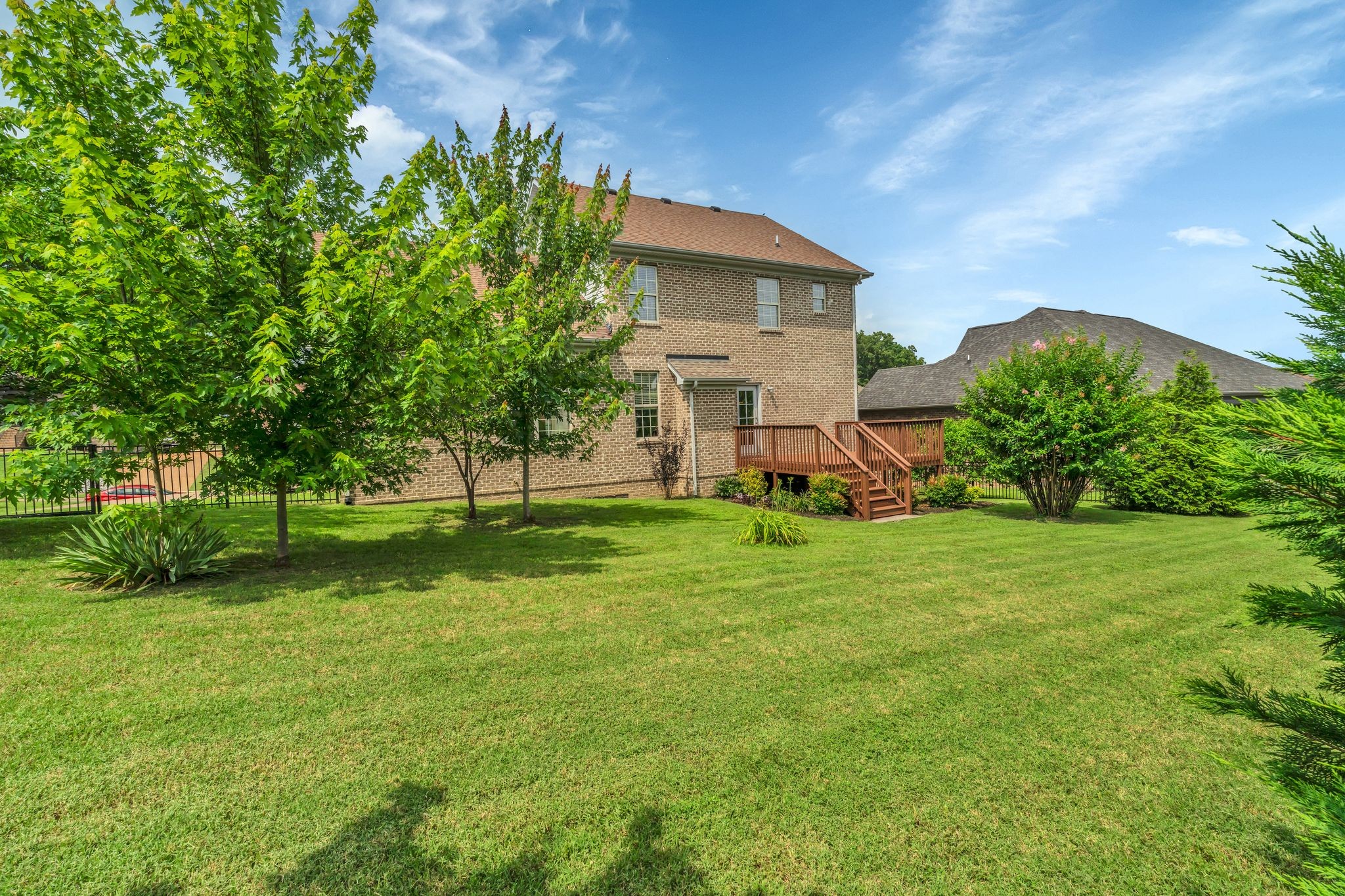 147 N Shadowhaven Way