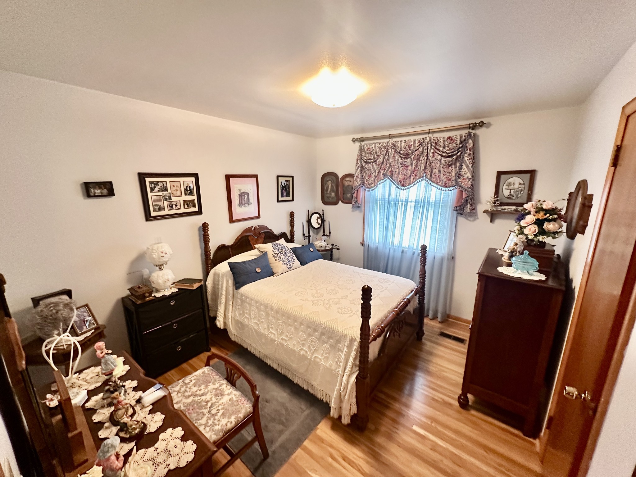 293 Bonnasprings Dr