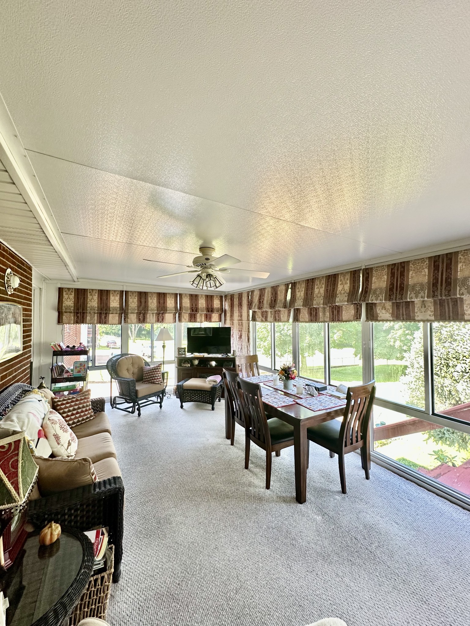 293 Bonnasprings Dr