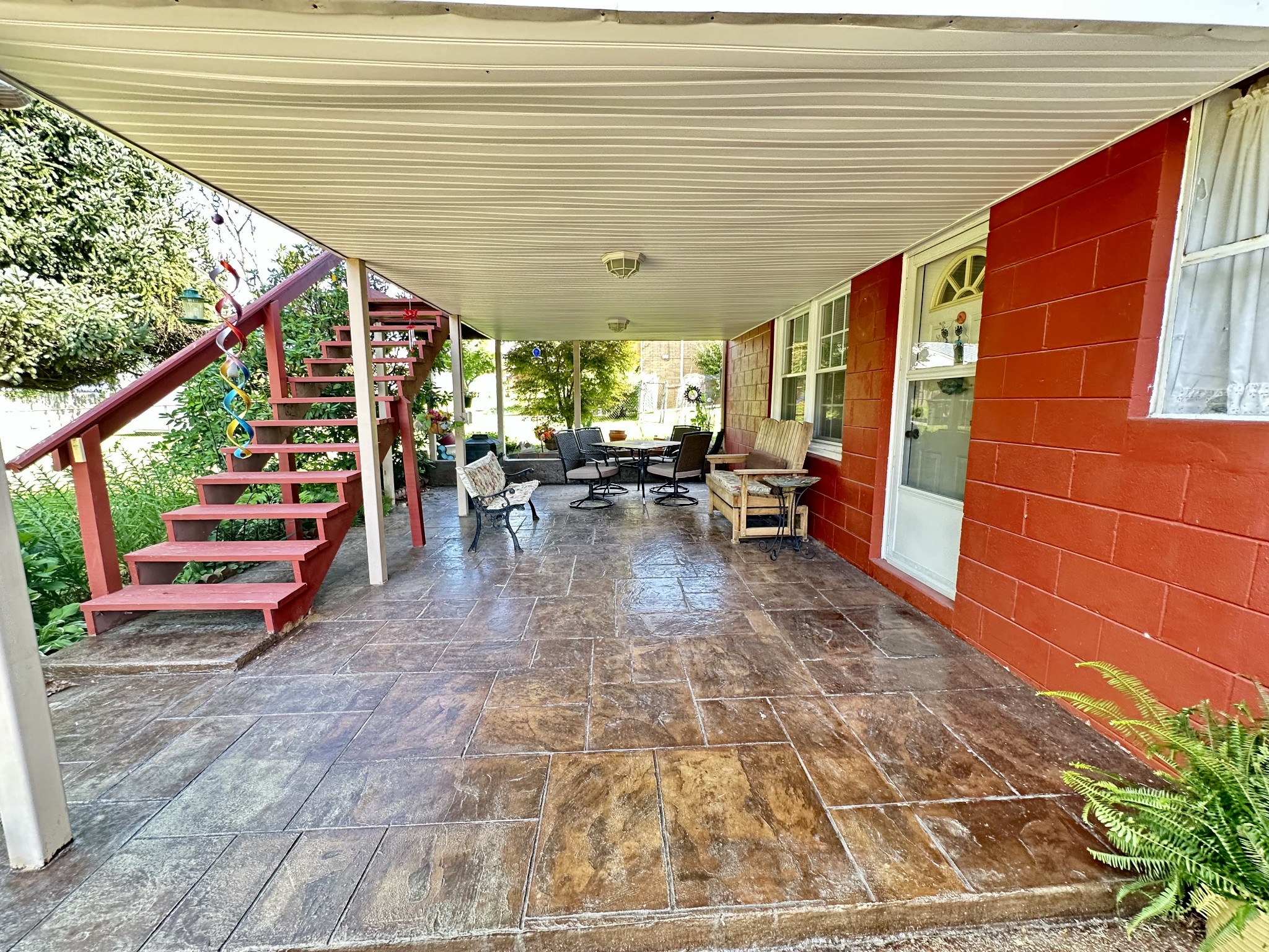293 Bonnasprings Dr
