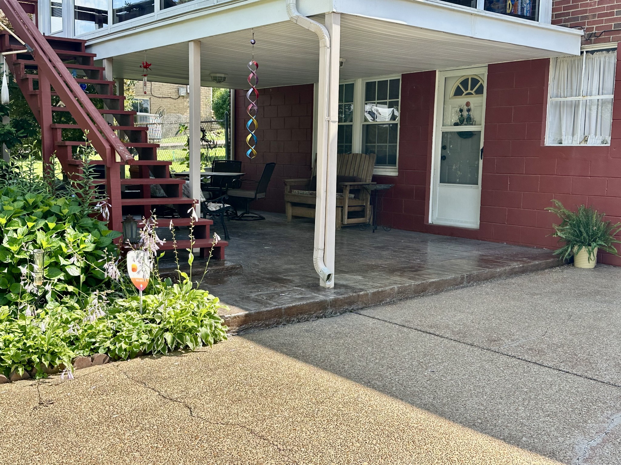 293 Bonnasprings Dr