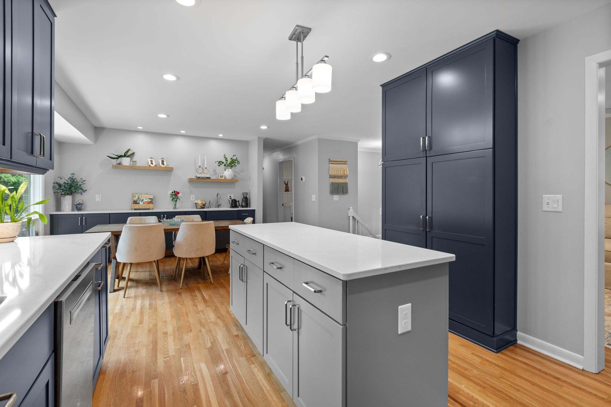 310 Forrest Valley Dr