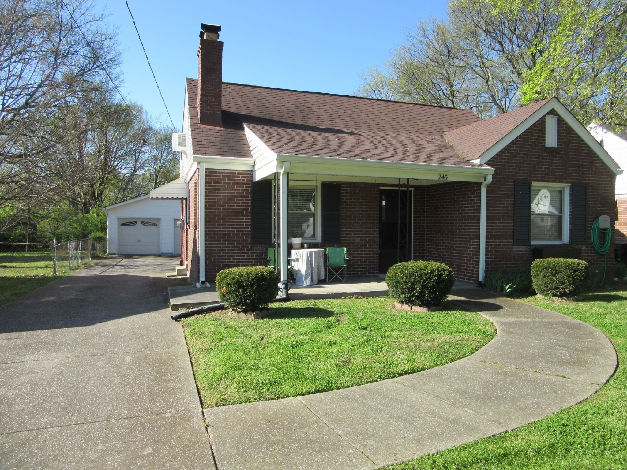 245 Thuss Ave
