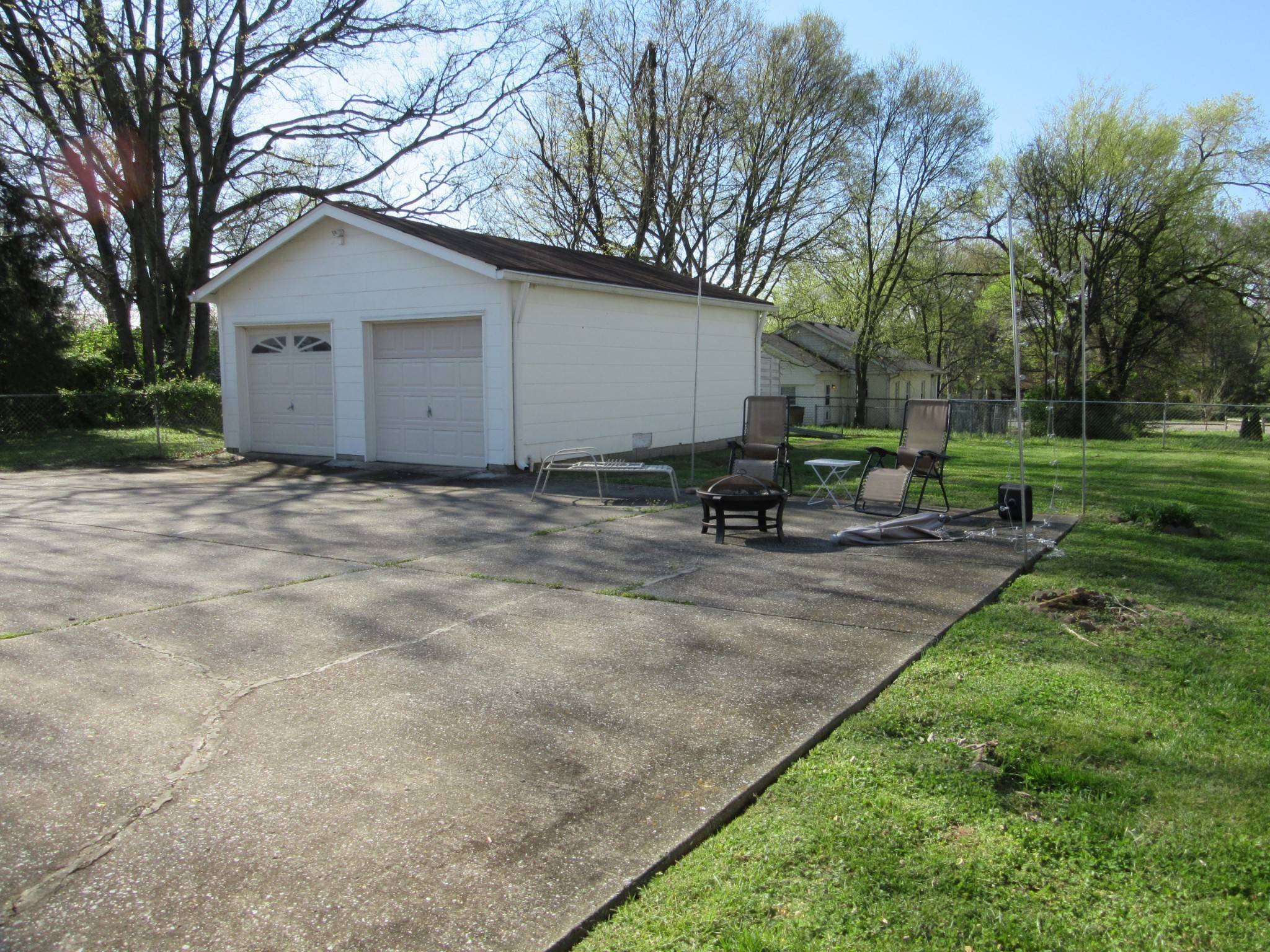 245 Thuss Ave
