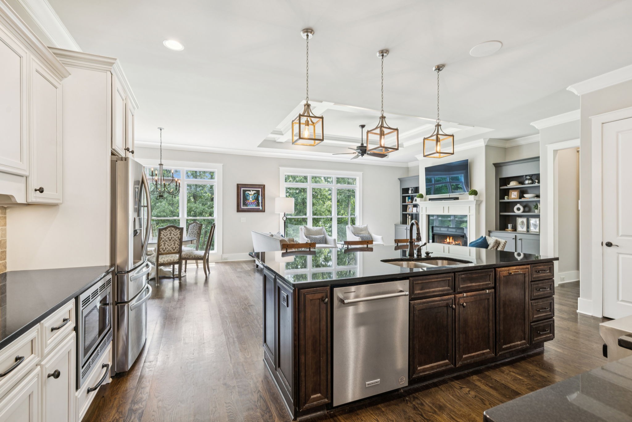 1738 Fontanella Dr