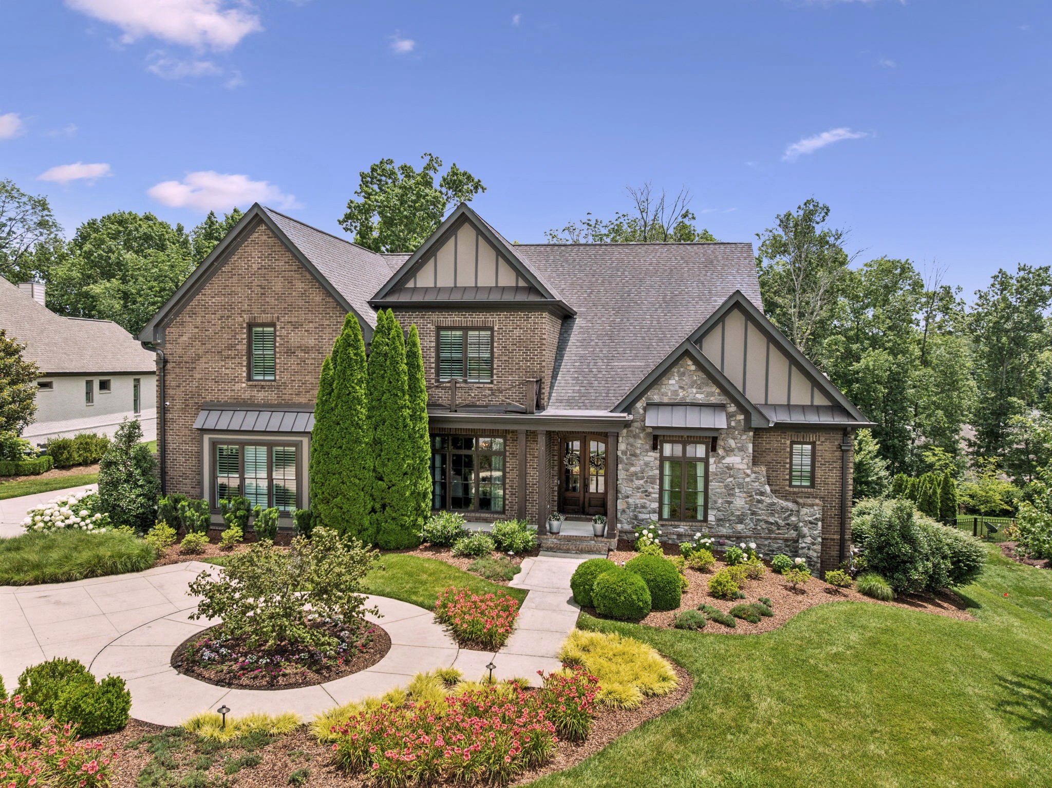1738 Fontanella Dr