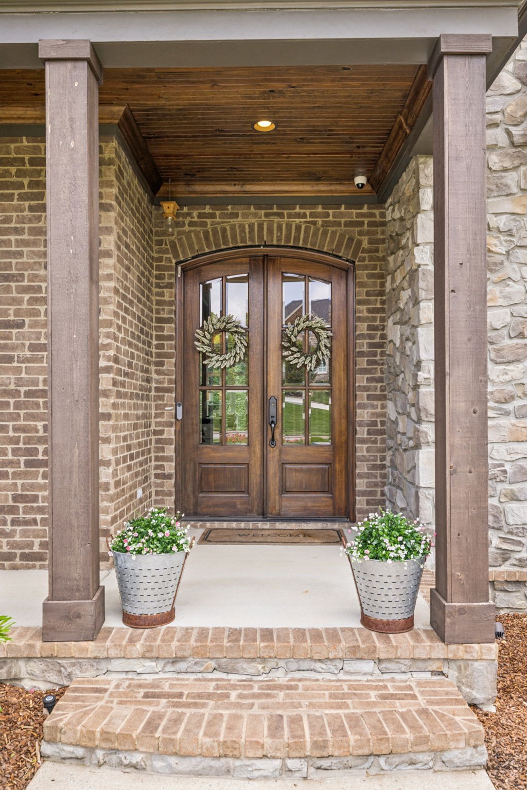 1738 Fontanella Dr