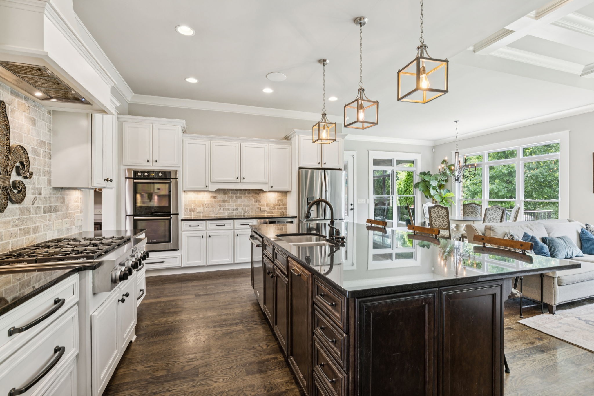 1738 Fontanella Dr
