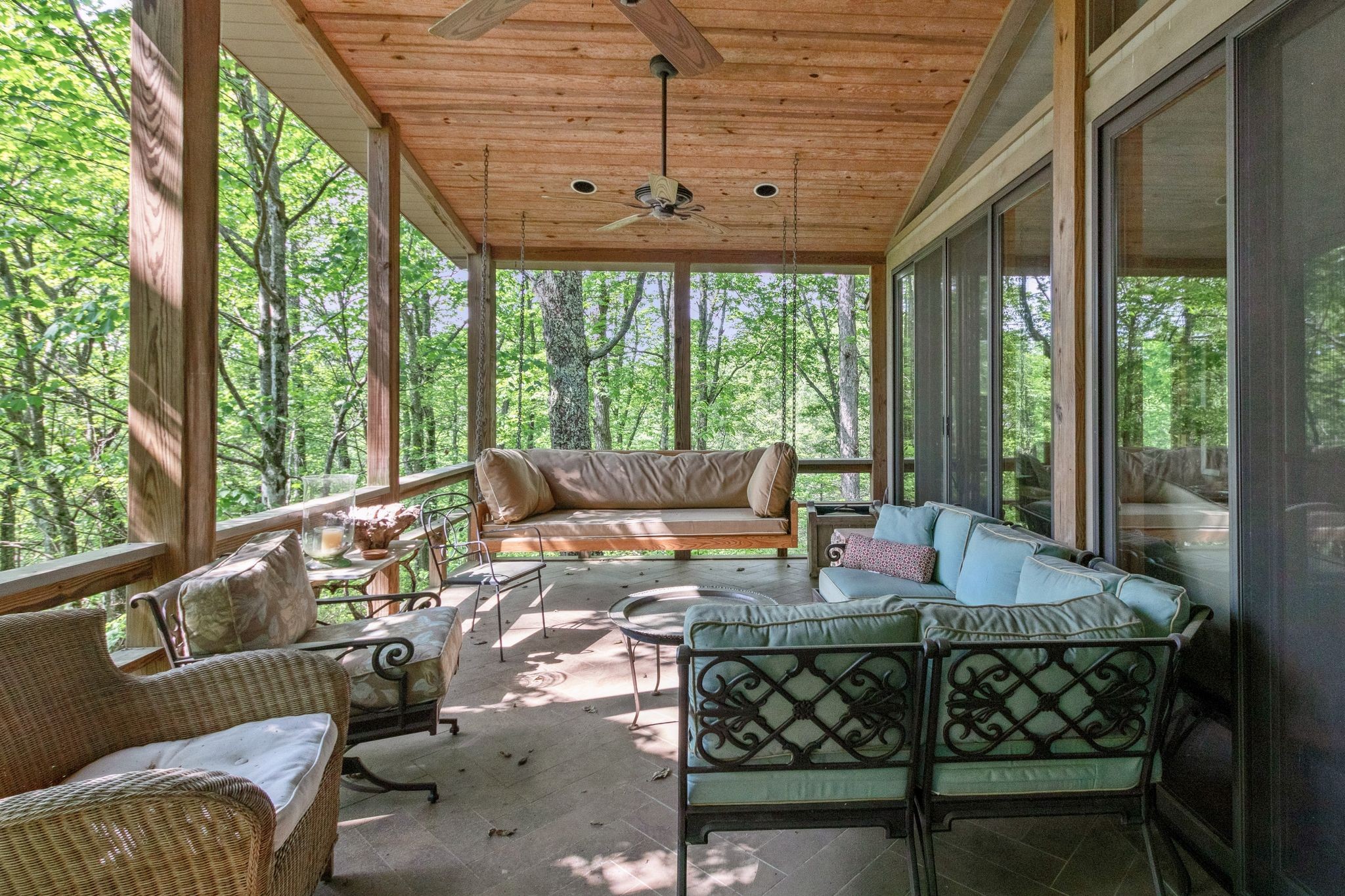 232 Hollingsworth Cove Rd