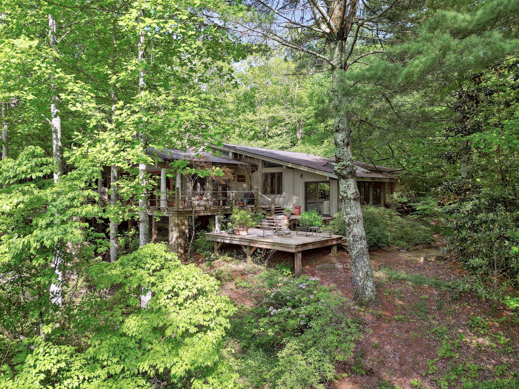 232 Hollingsworth Cove Rd