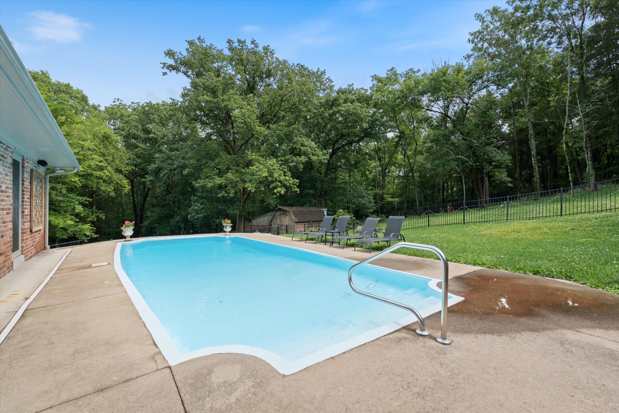 2223 Henpeck Ln