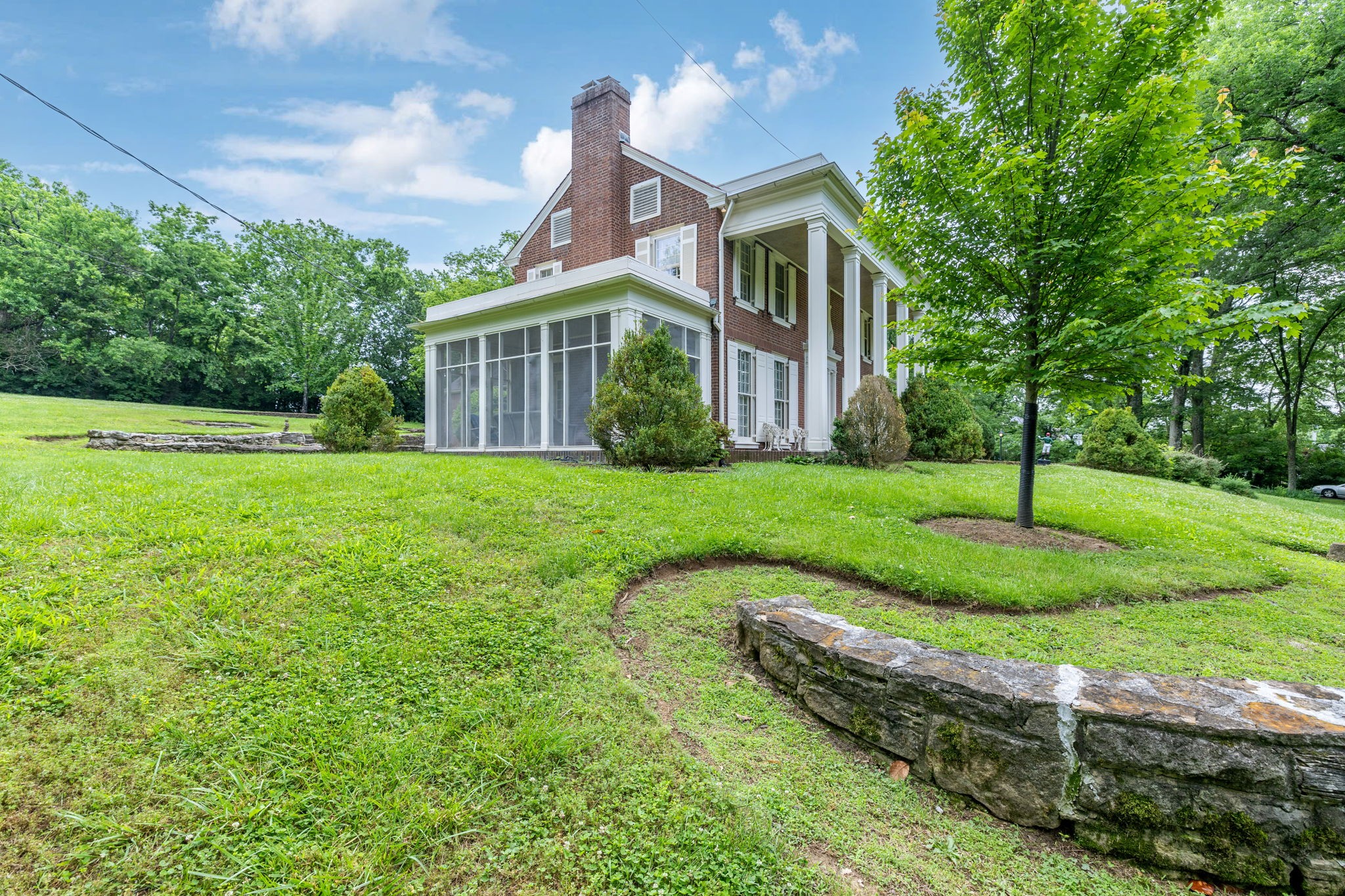 820 Overton Ln