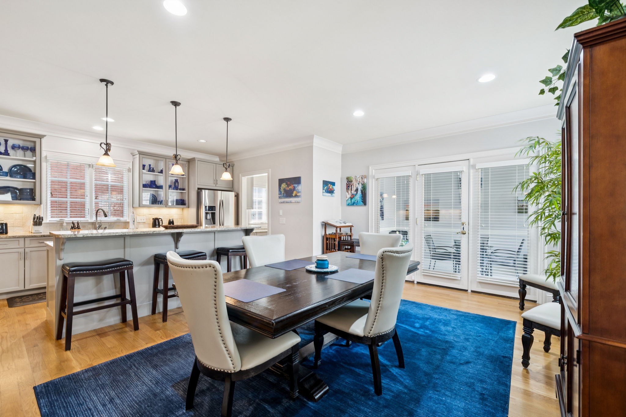 213 Lone Oak Village Way