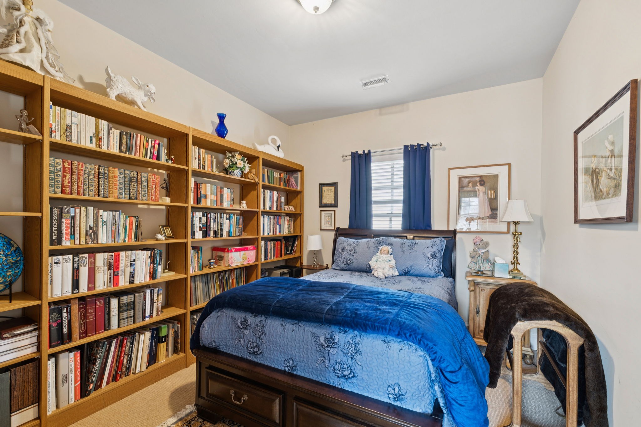 213 Lone Oak Village Way