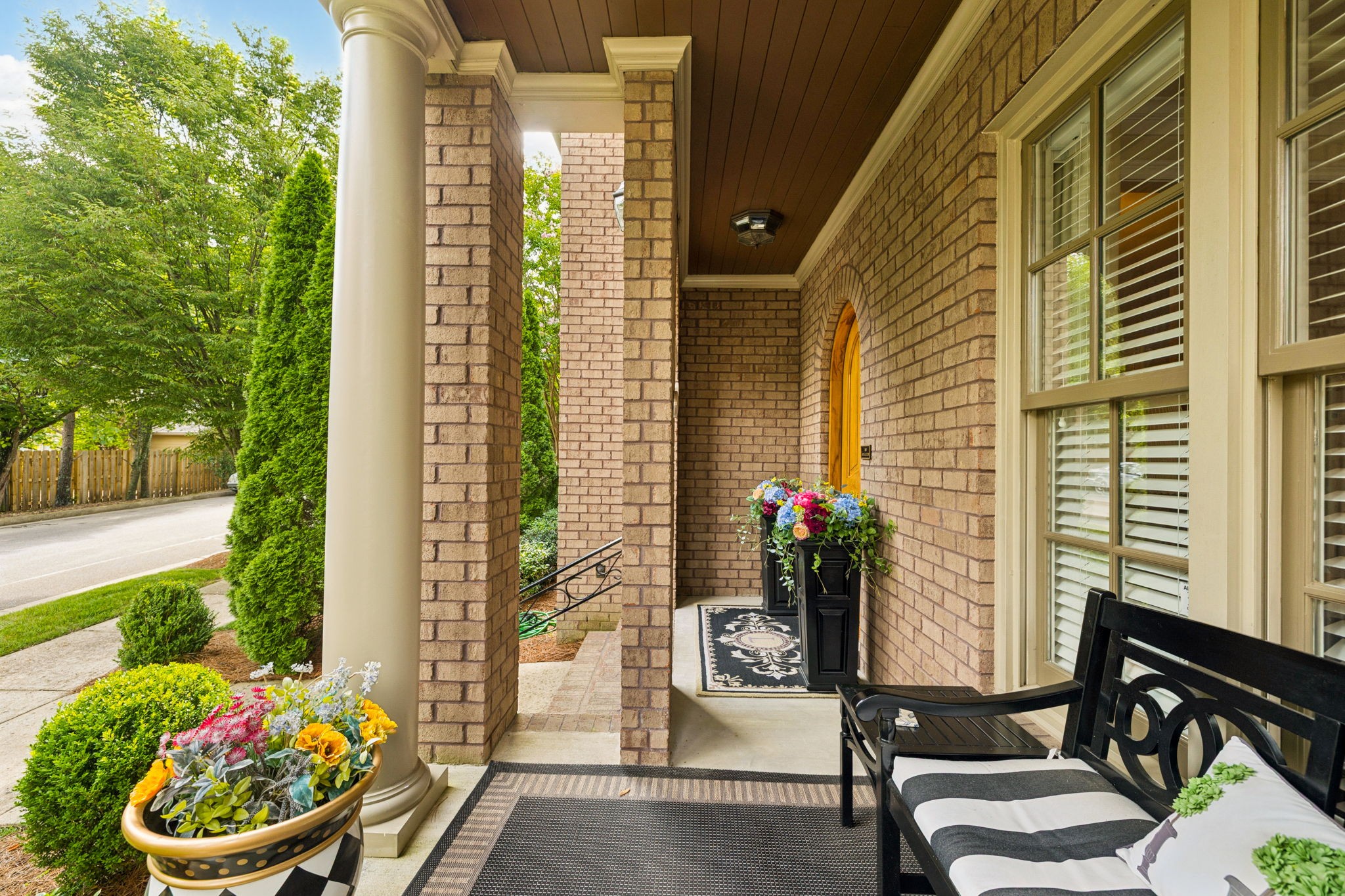 213 Lone Oak Village Way