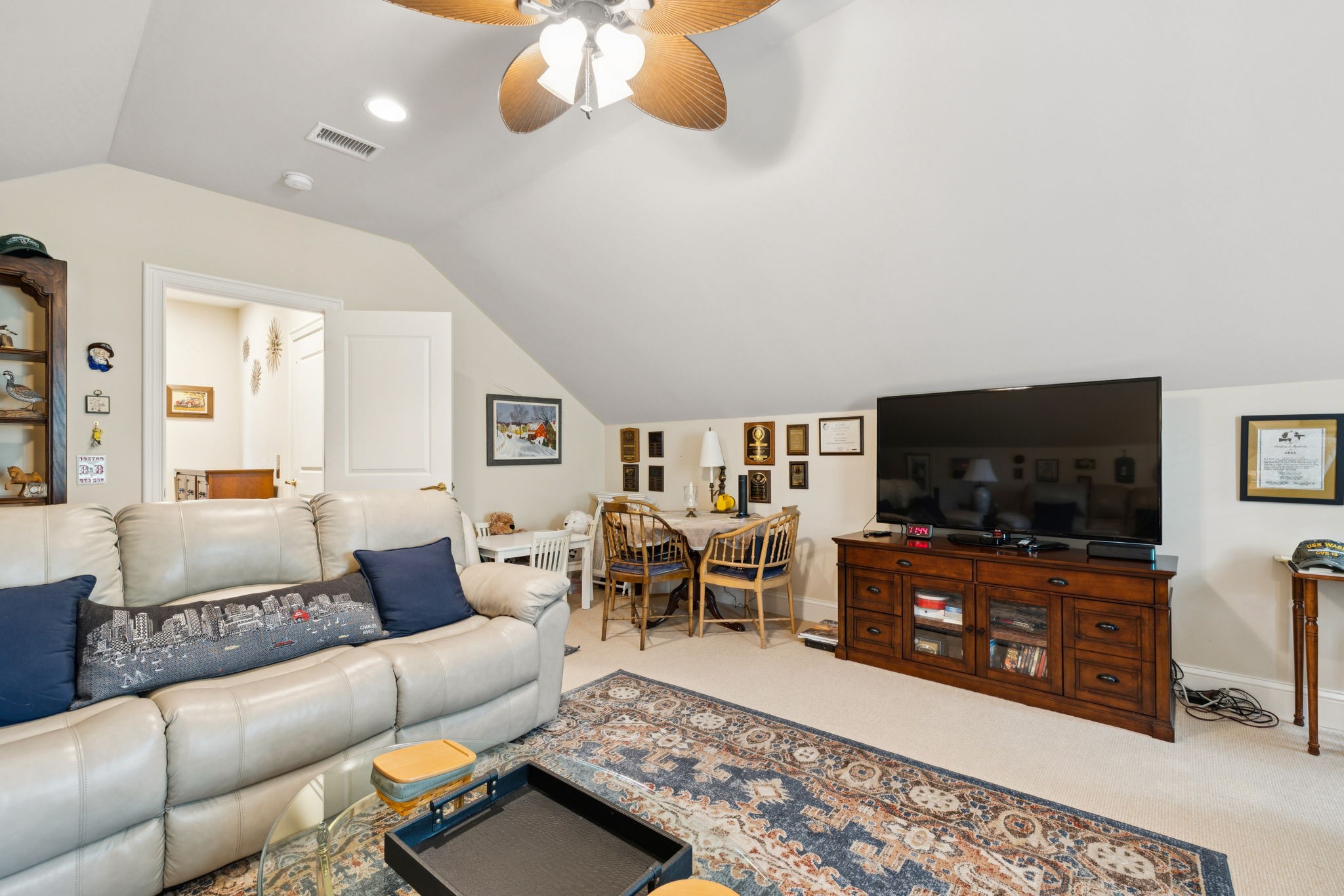213 Lone Oak Village Way