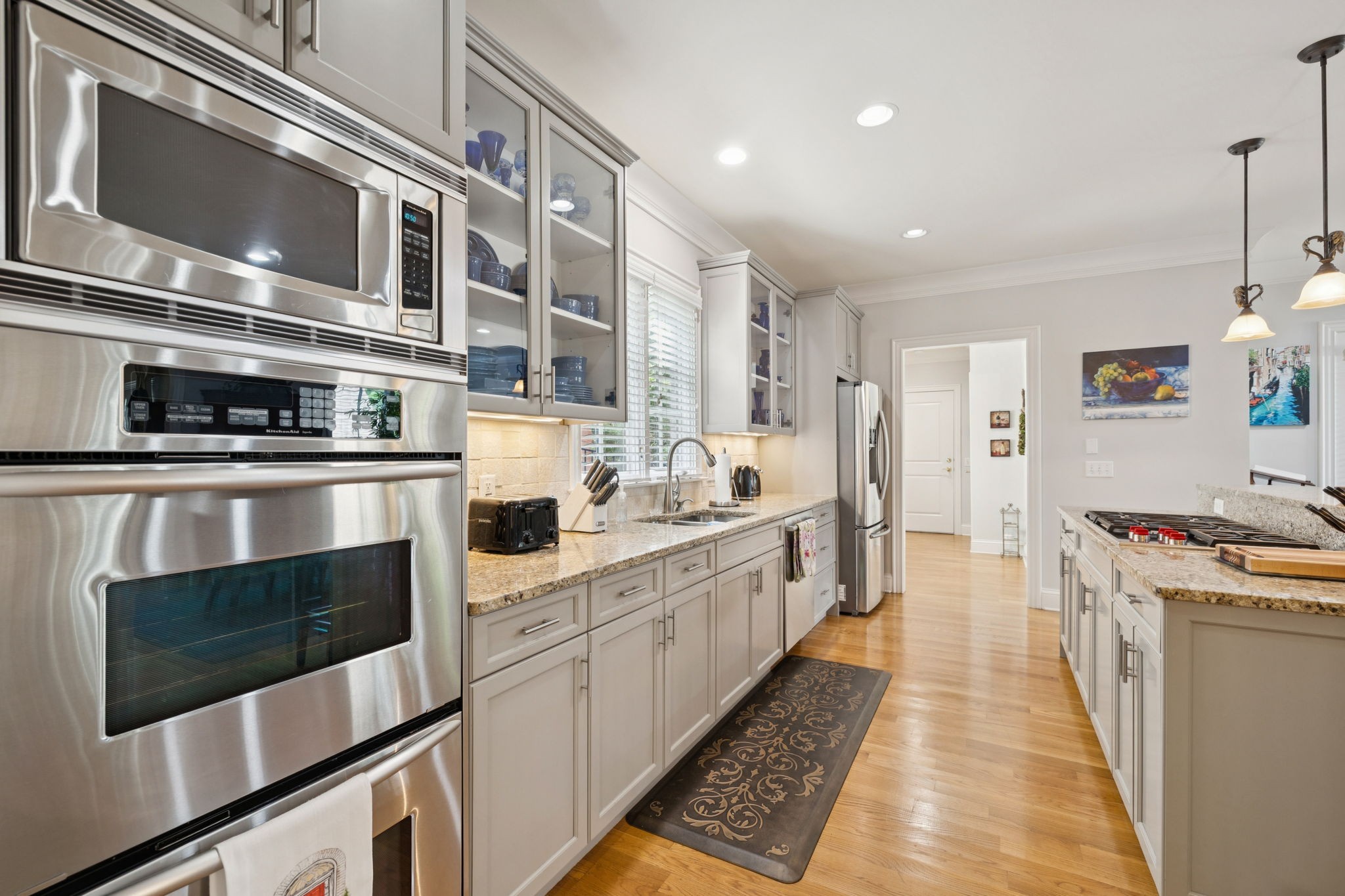 213 Lone Oak Village Way