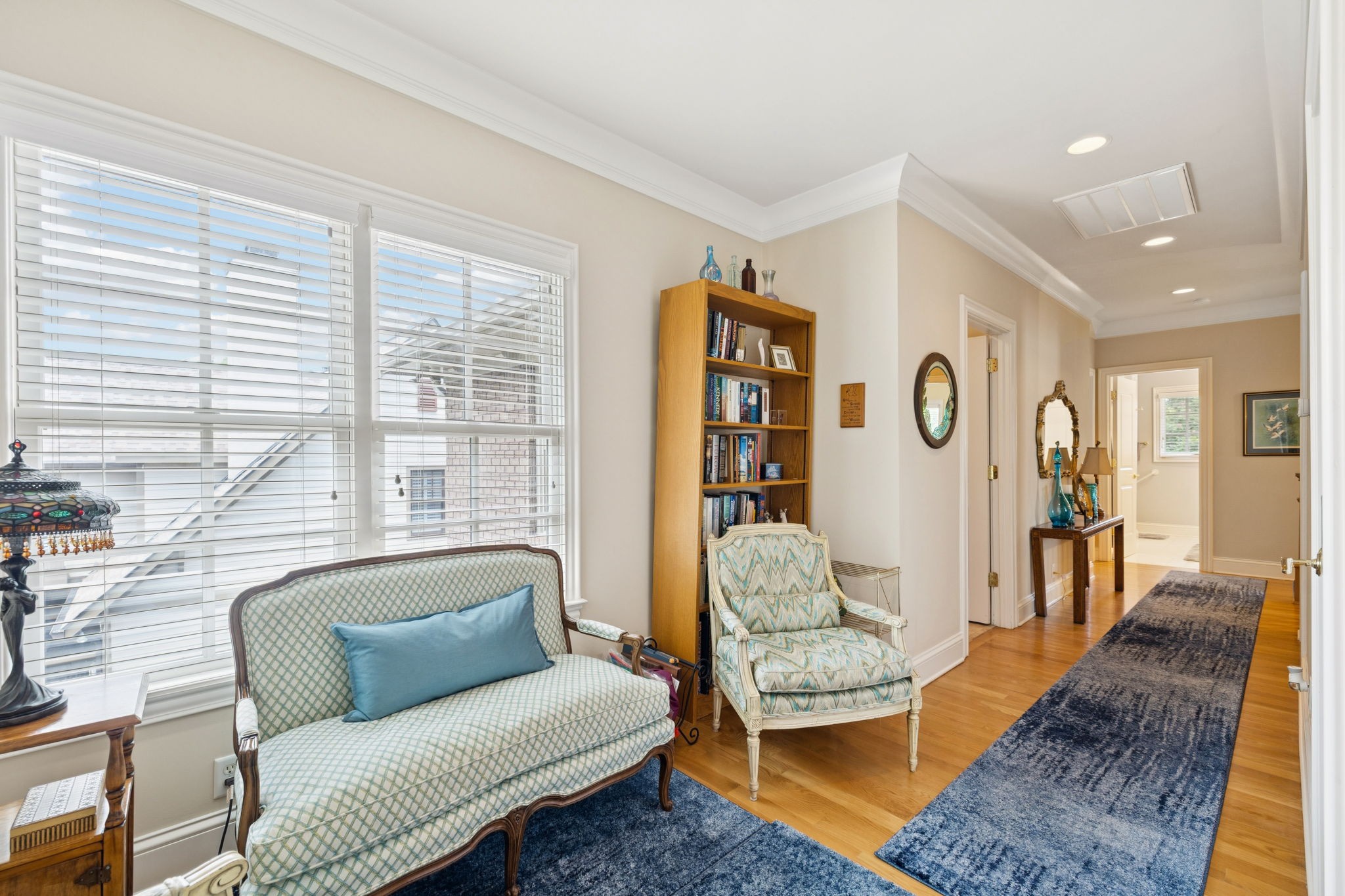 213 Lone Oak Village Way
