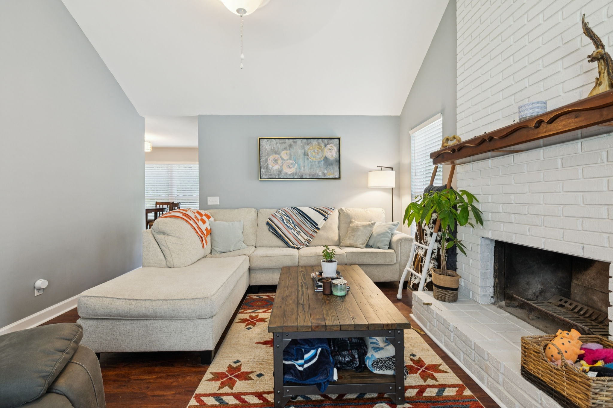 119 Sunnymeade Dr