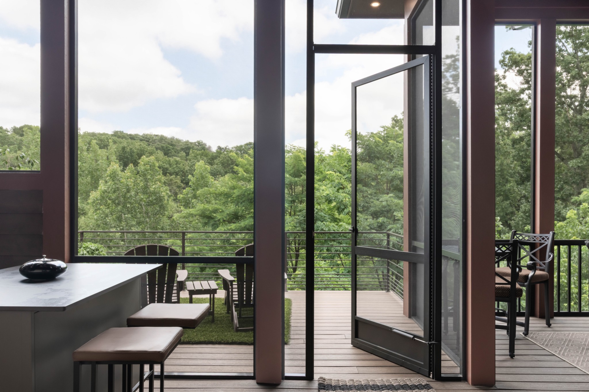 5820 Woodland Hills Dr