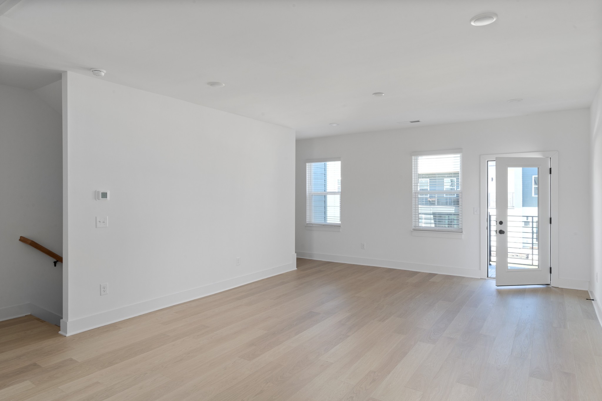 550 Markham St Unit: 12