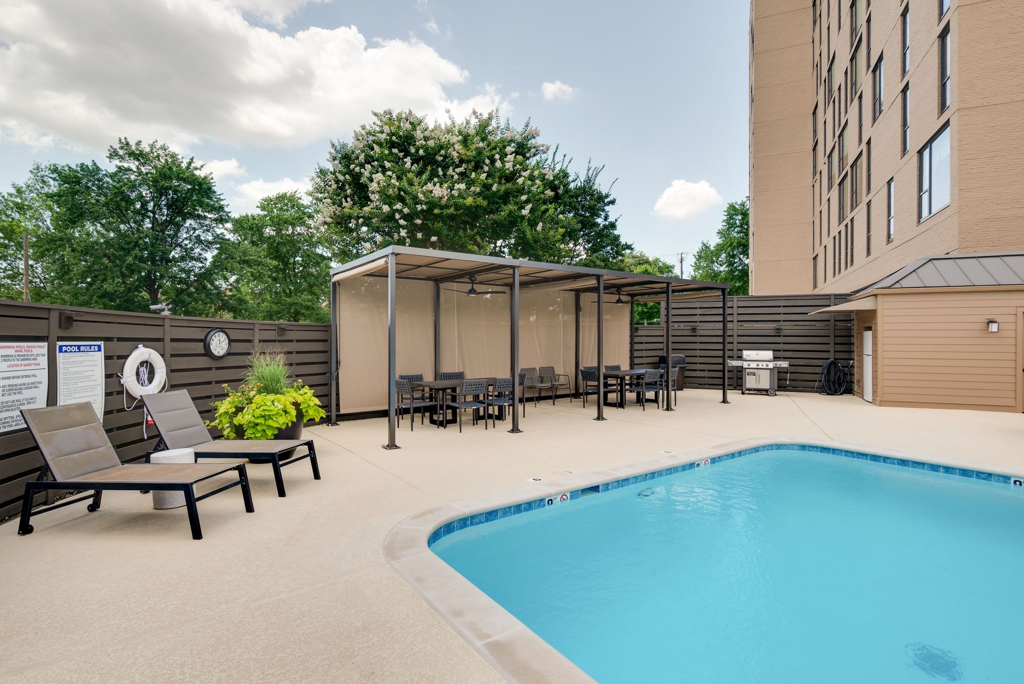 3901 West End Ave Unit: 403