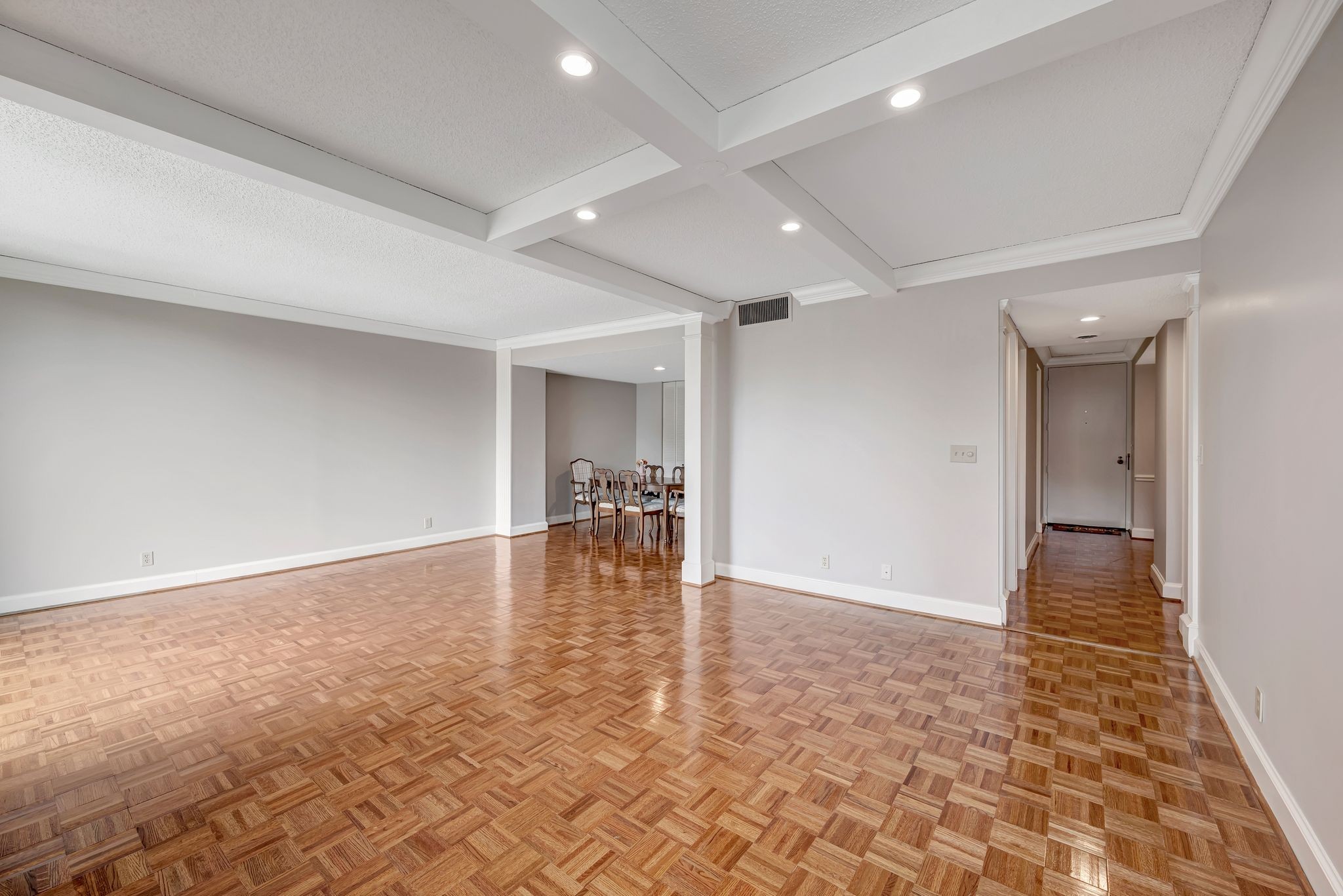 3901 West End Ave Unit: 403