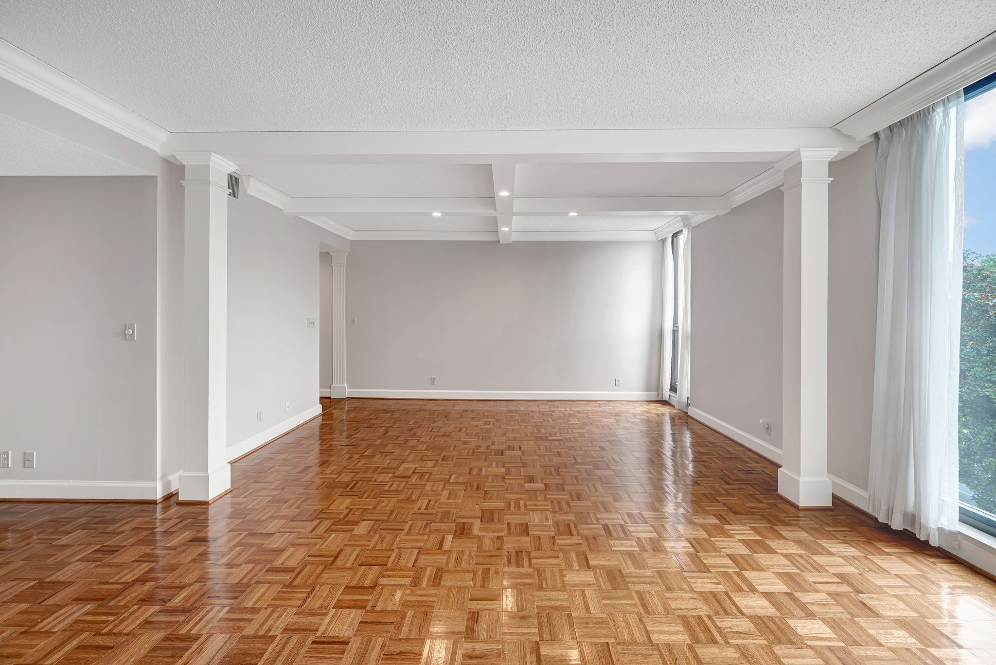 3901 West End Ave Unit: 403