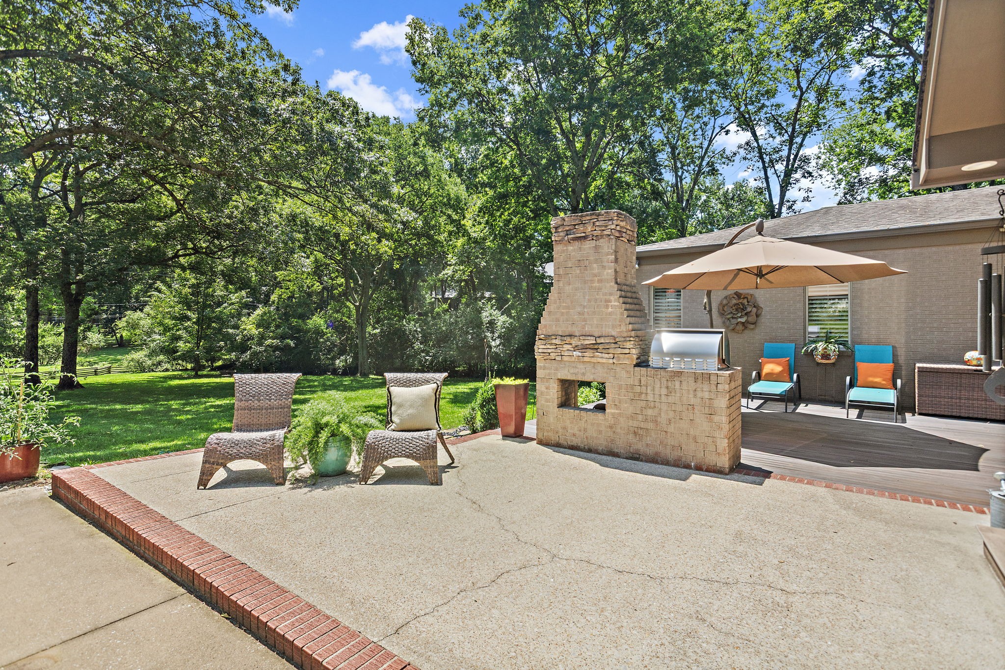 616 Brook Hollow Rd