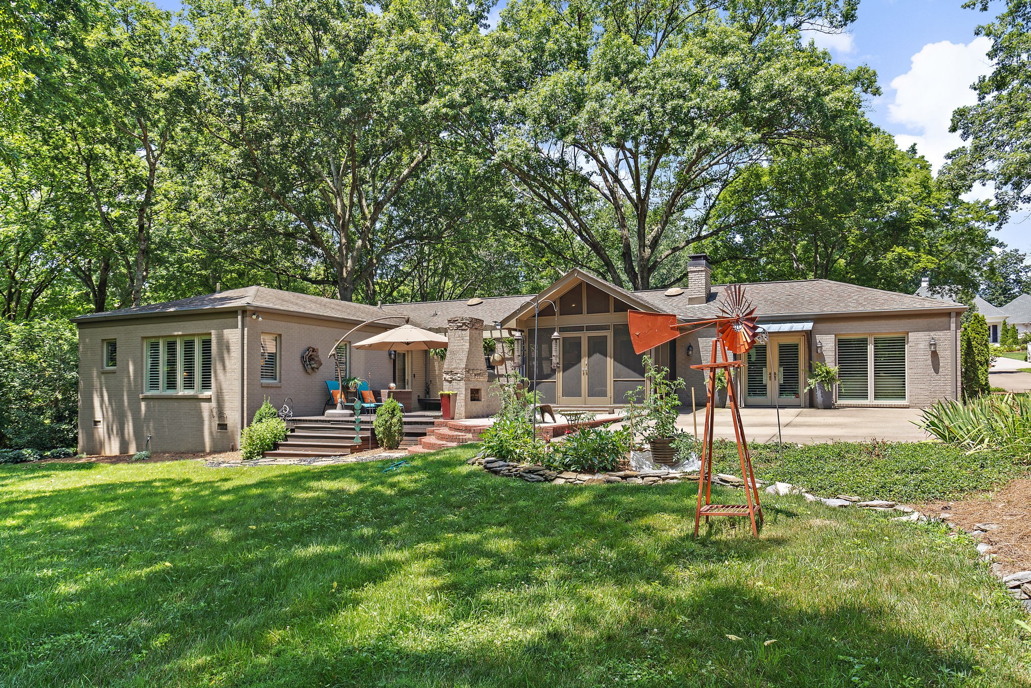 616 Brook Hollow Rd