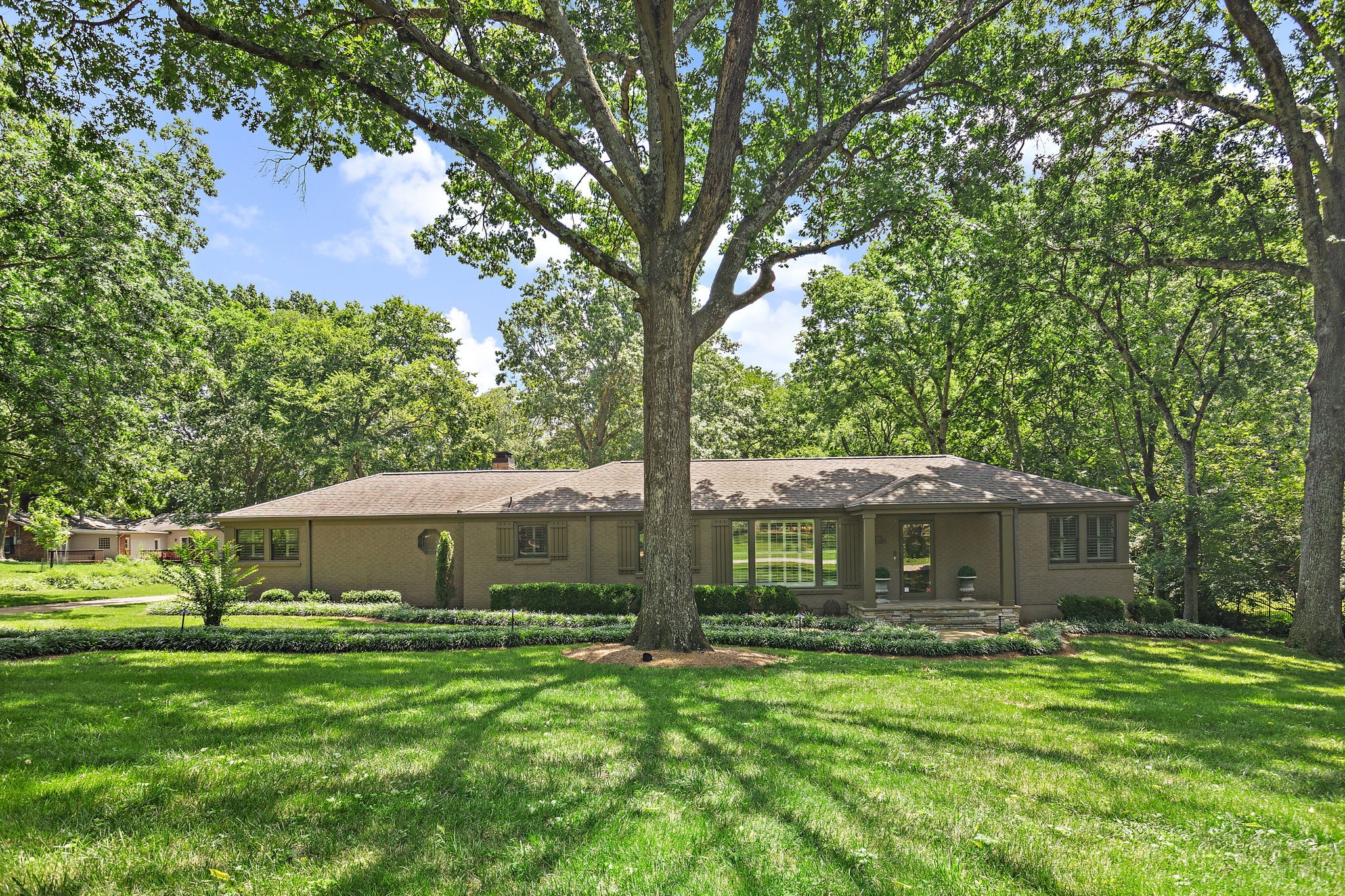 616 Brook Hollow Rd