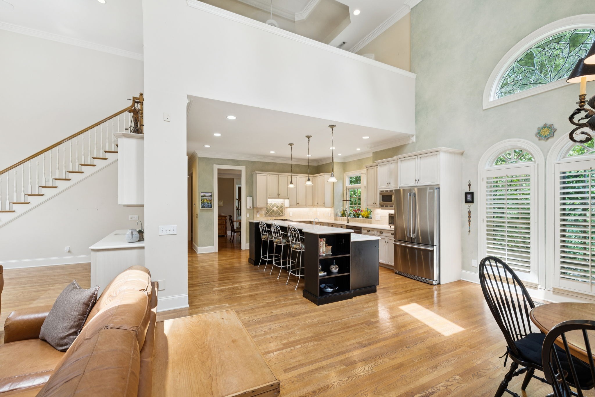 545 Grand Oaks Dr