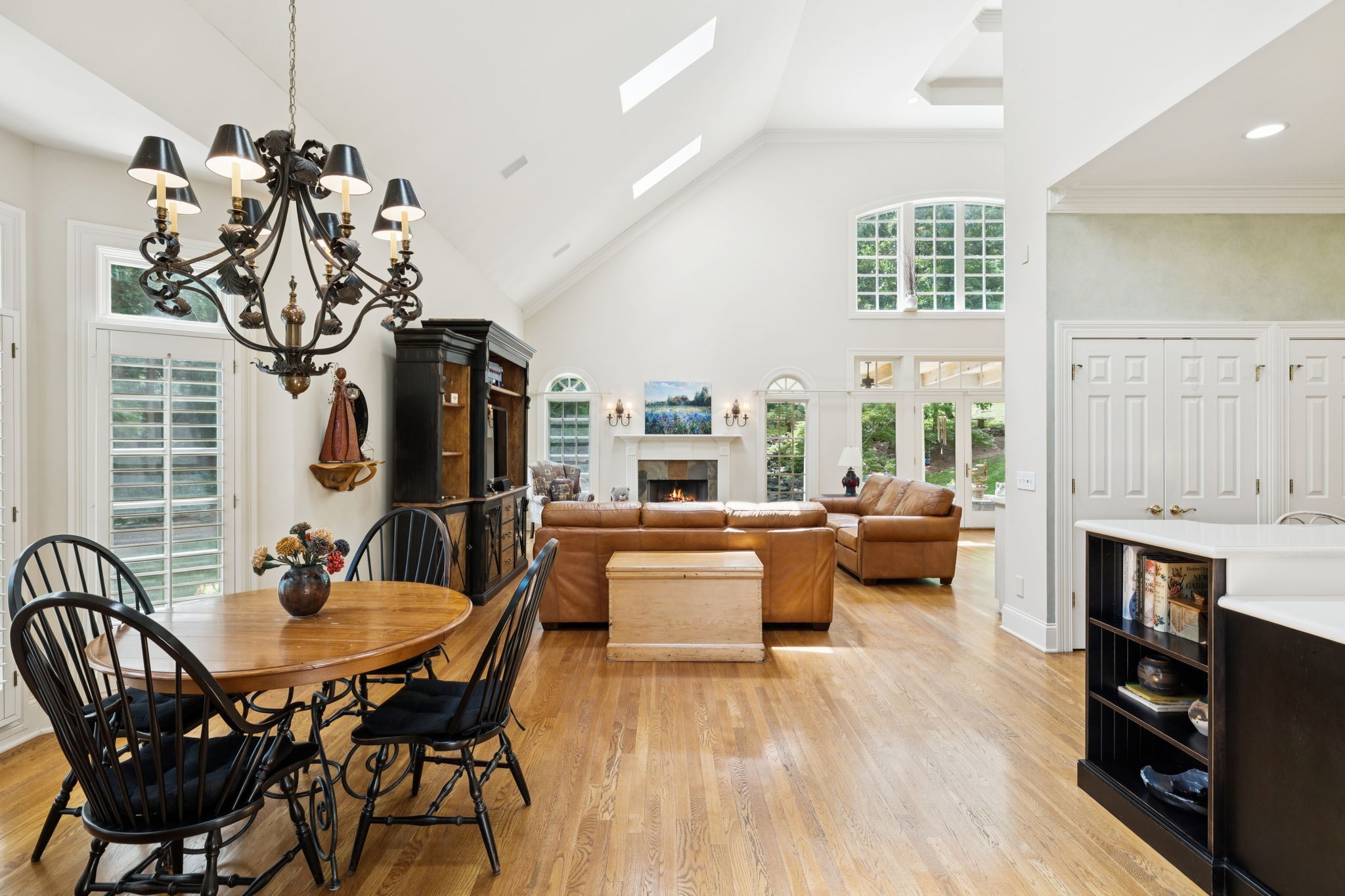 545 Grand Oaks Dr