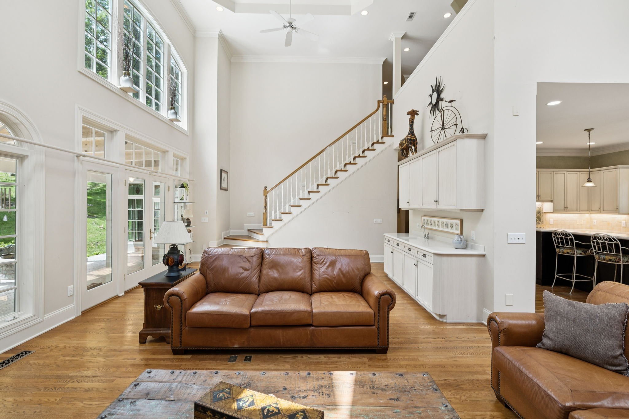 545 Grand Oaks Dr