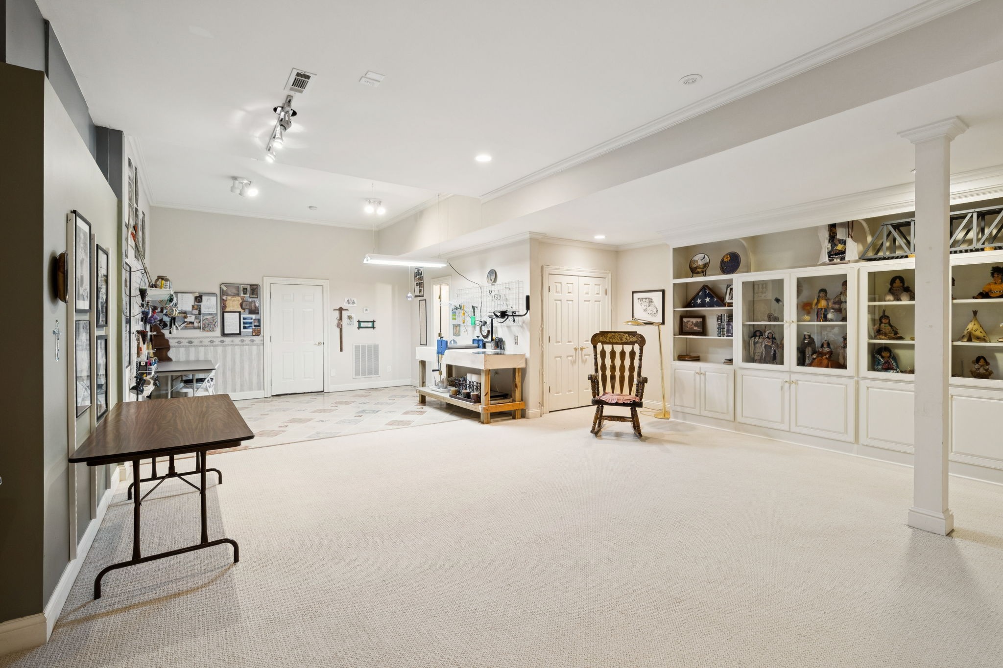 545 Grand Oaks Dr
