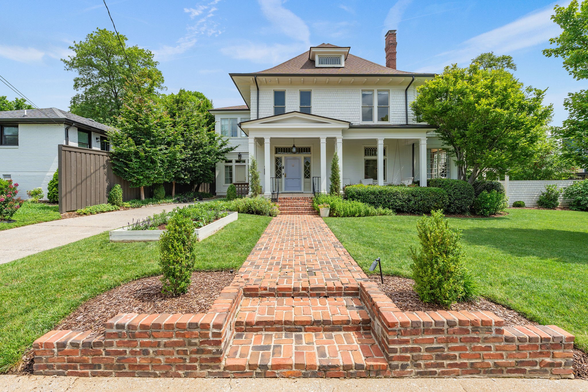 1504 Sweetbriar Ave
