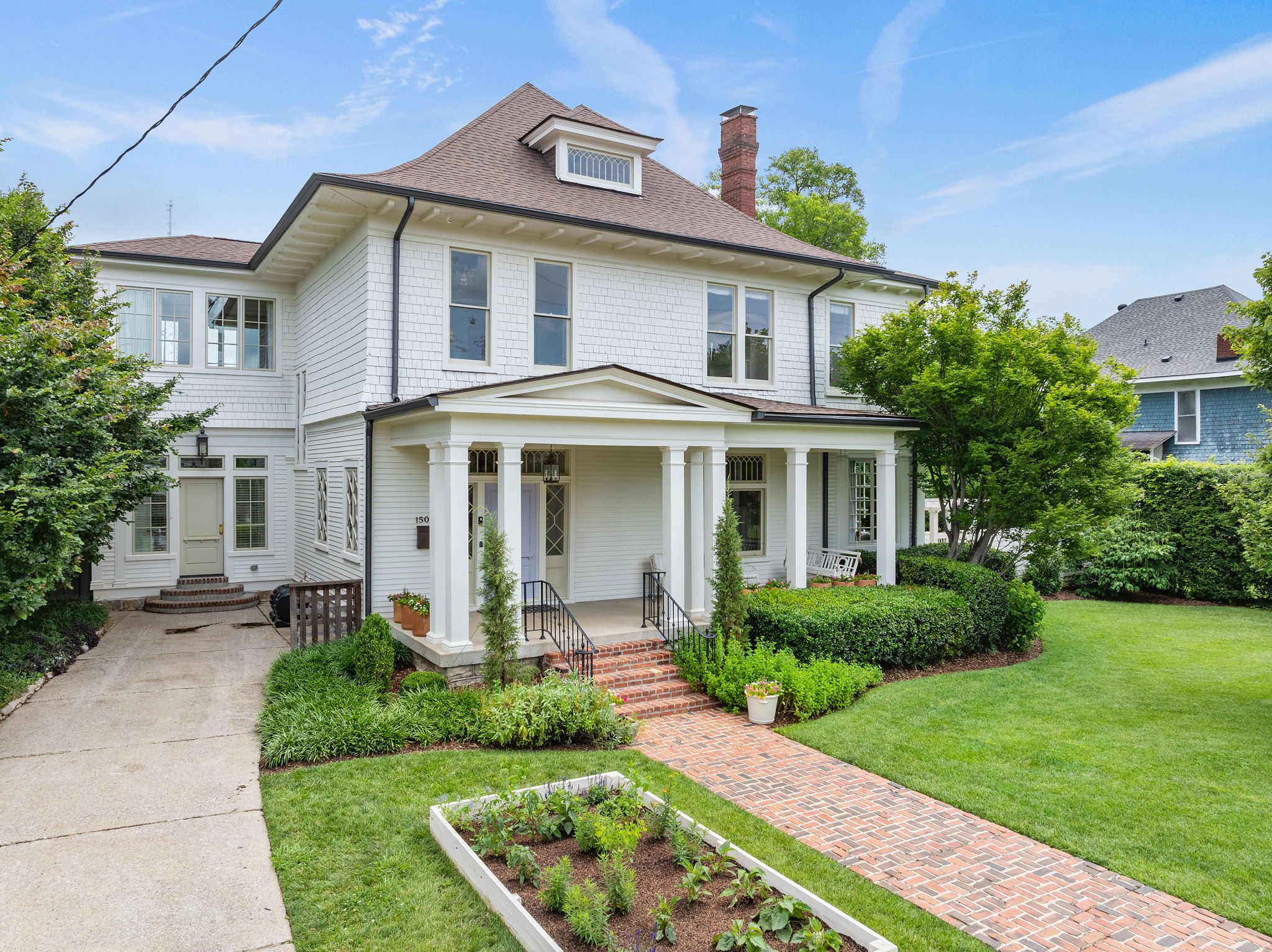 1504 Sweetbriar Ave