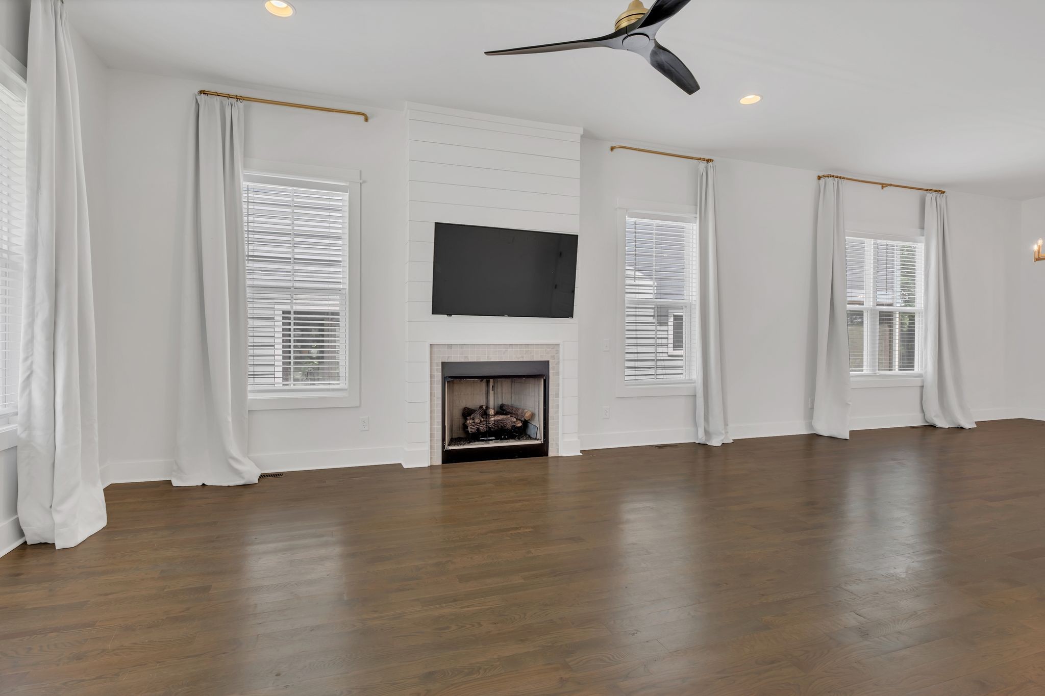 100B Oceola Ave