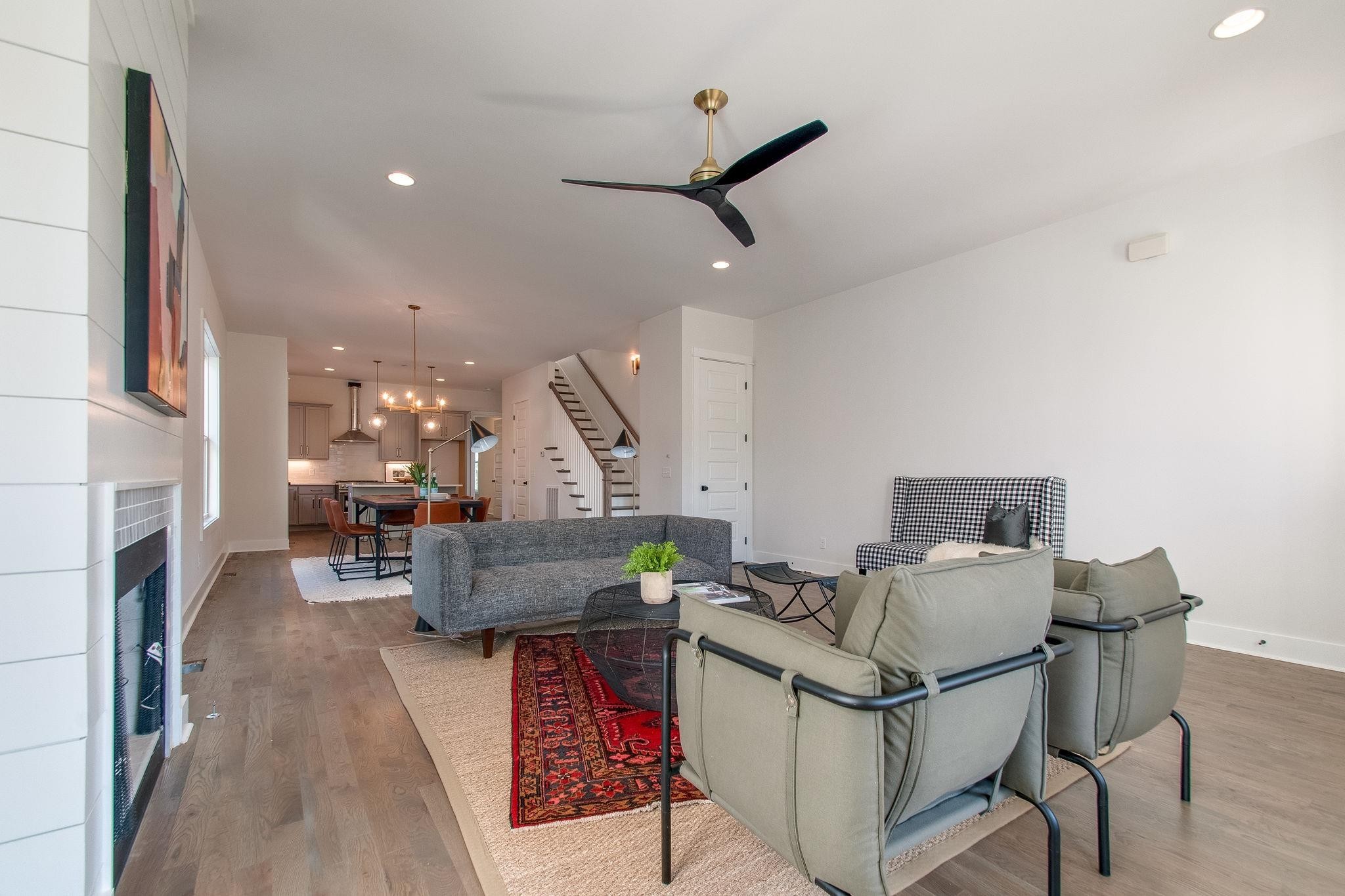 100B Oceola Ave