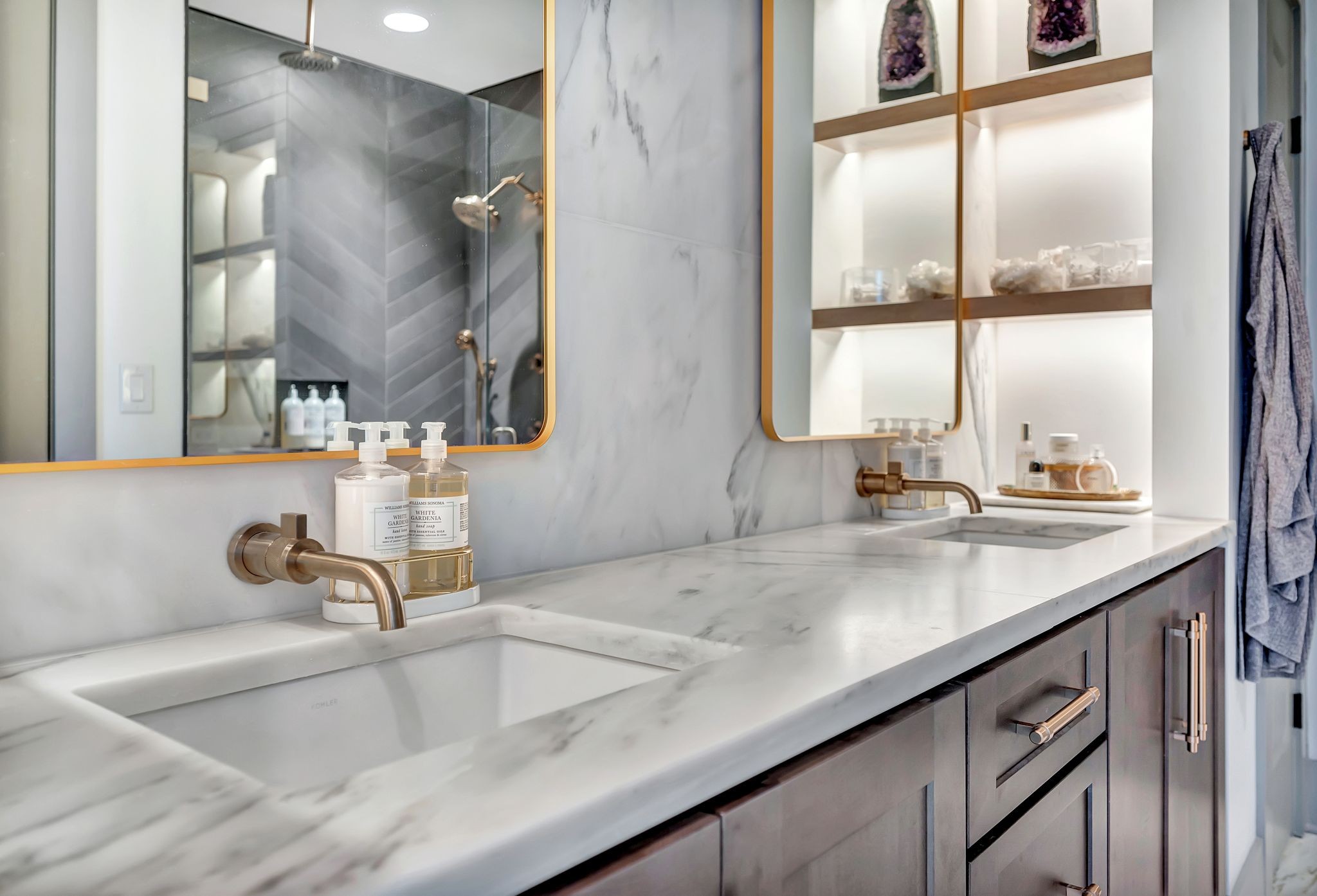 1616 West End Ave Unit: 2101