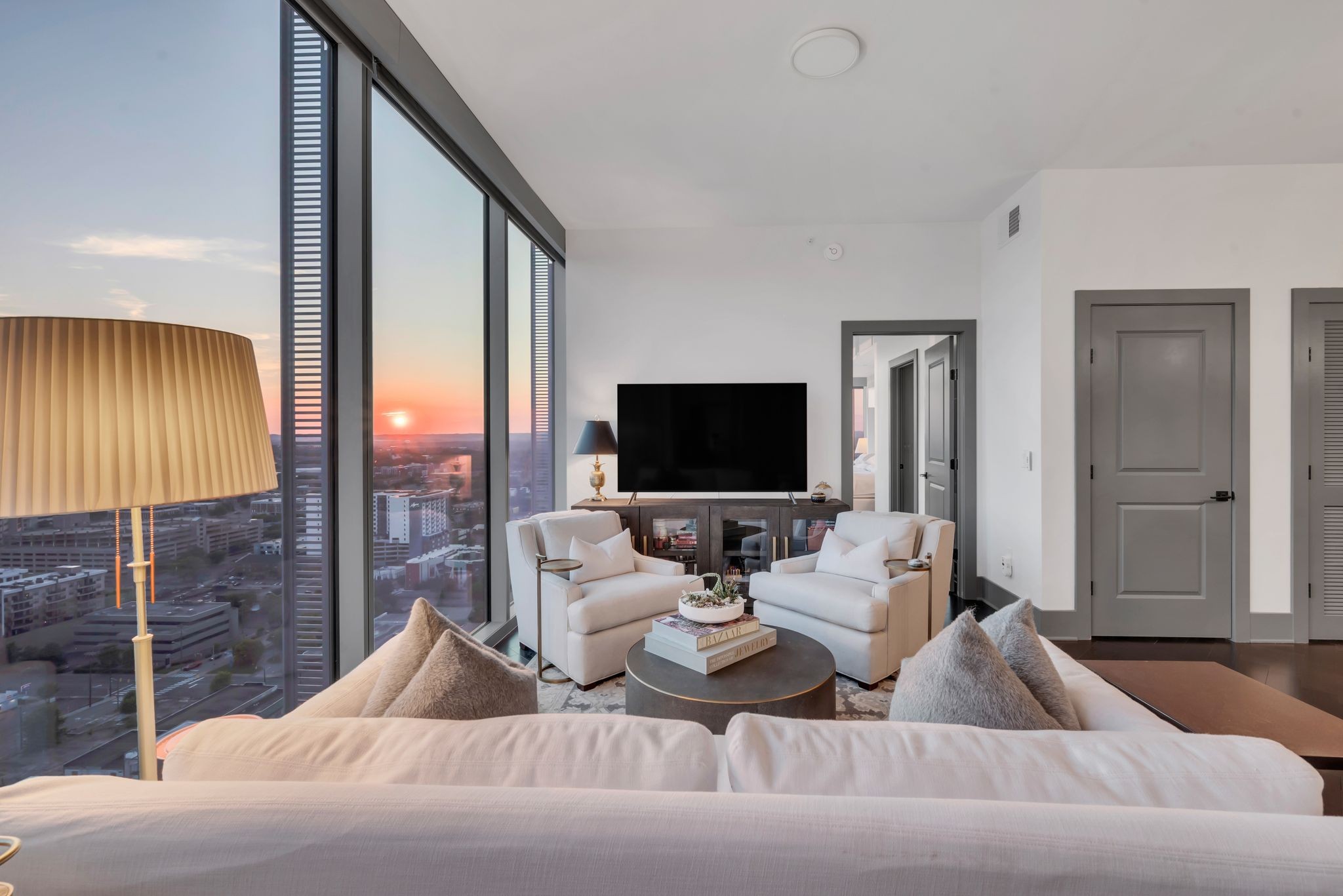 1616 West End Ave Unit: 2101