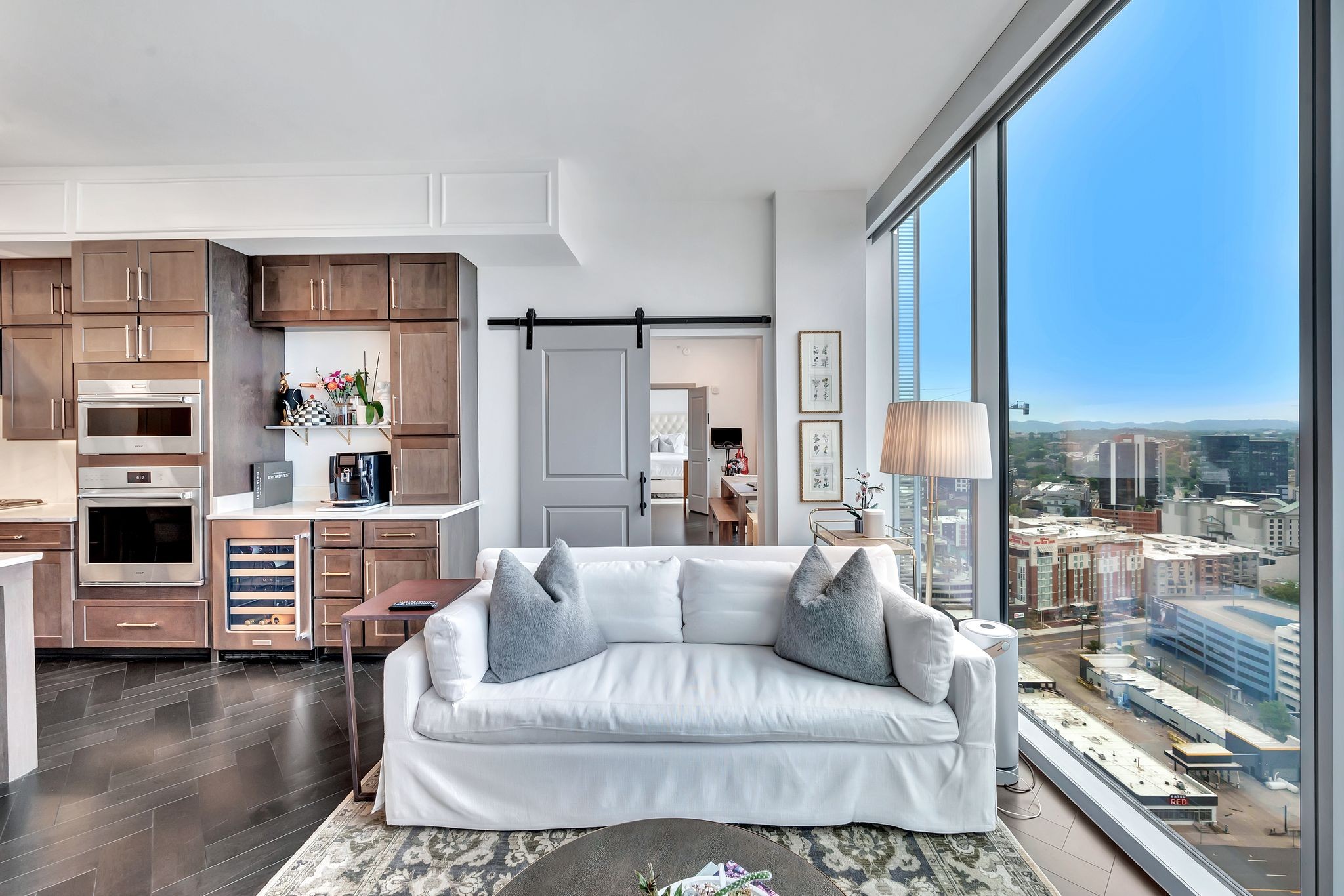 1616 West End Ave Unit: 2101