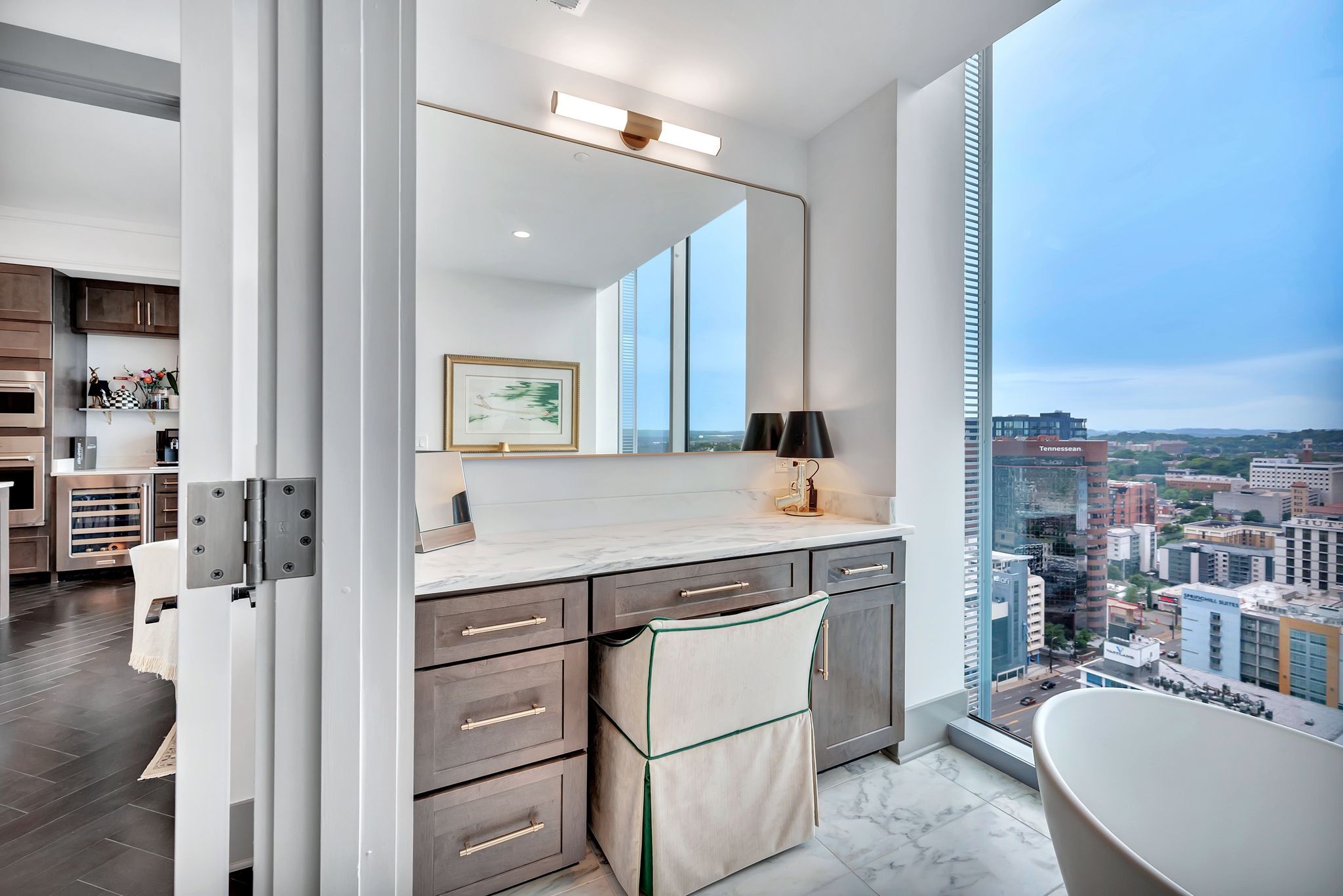 1616 West End Ave Unit: 2101