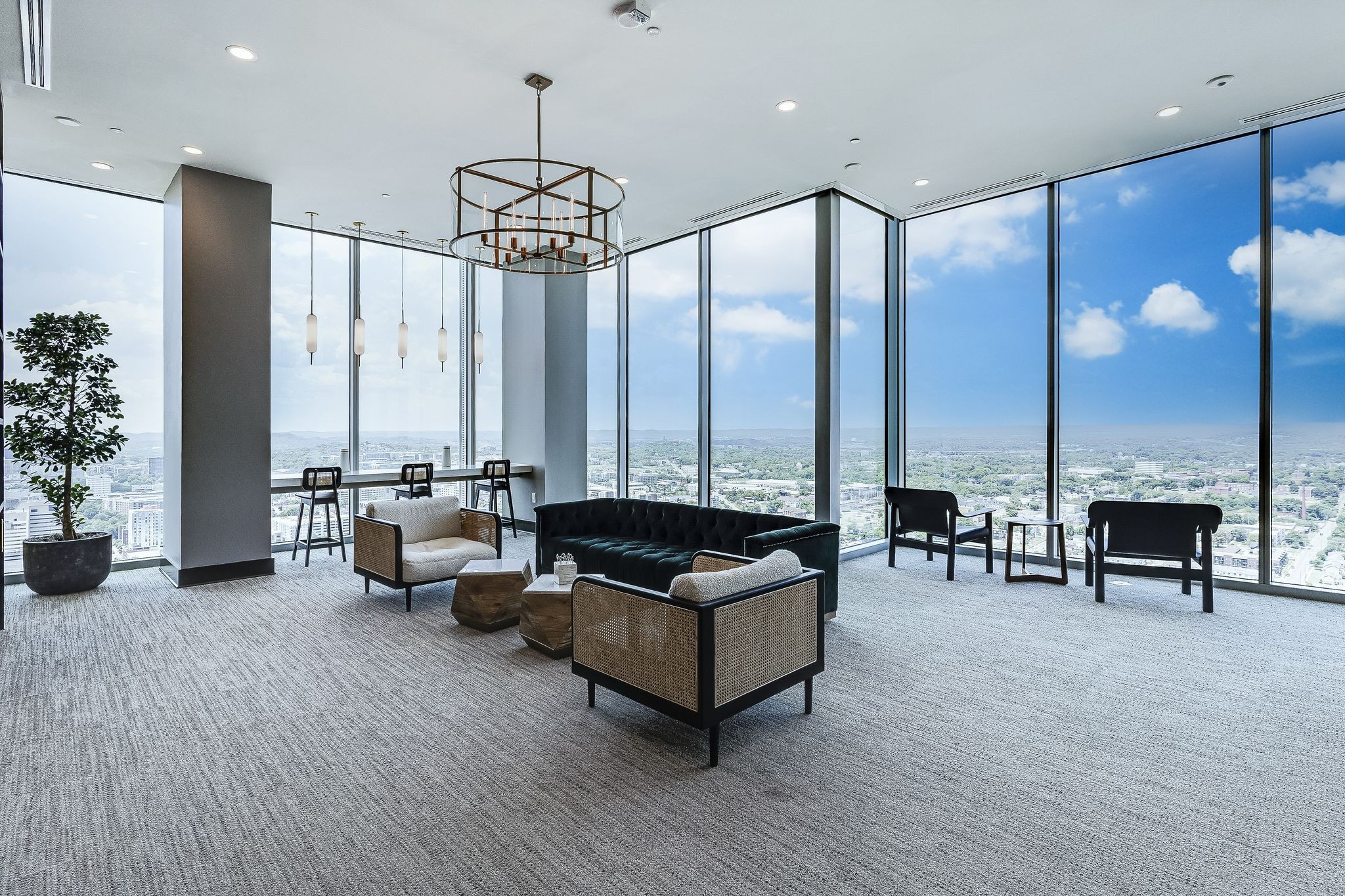 1616 West End Ave Unit: 2101