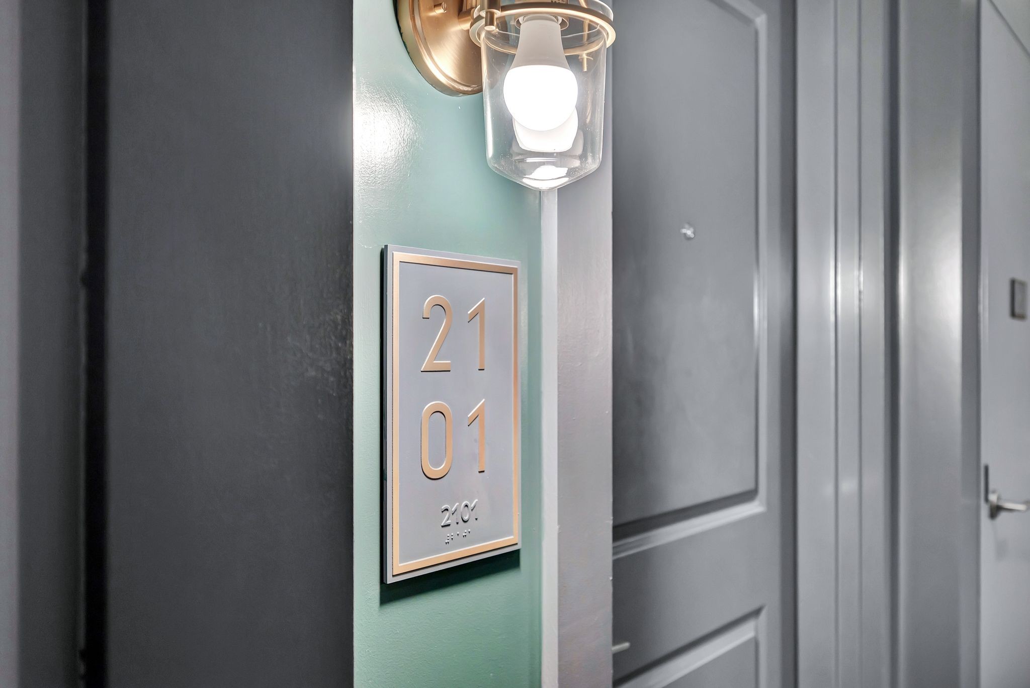 1616 West End Ave Unit: 2101