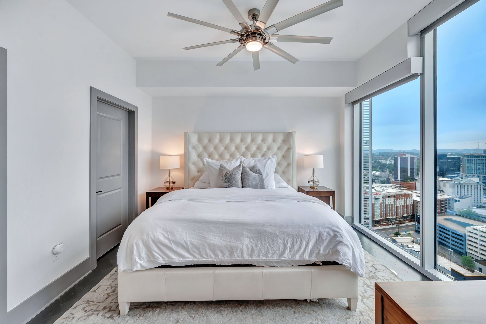 1616 West End Ave Unit: 2101