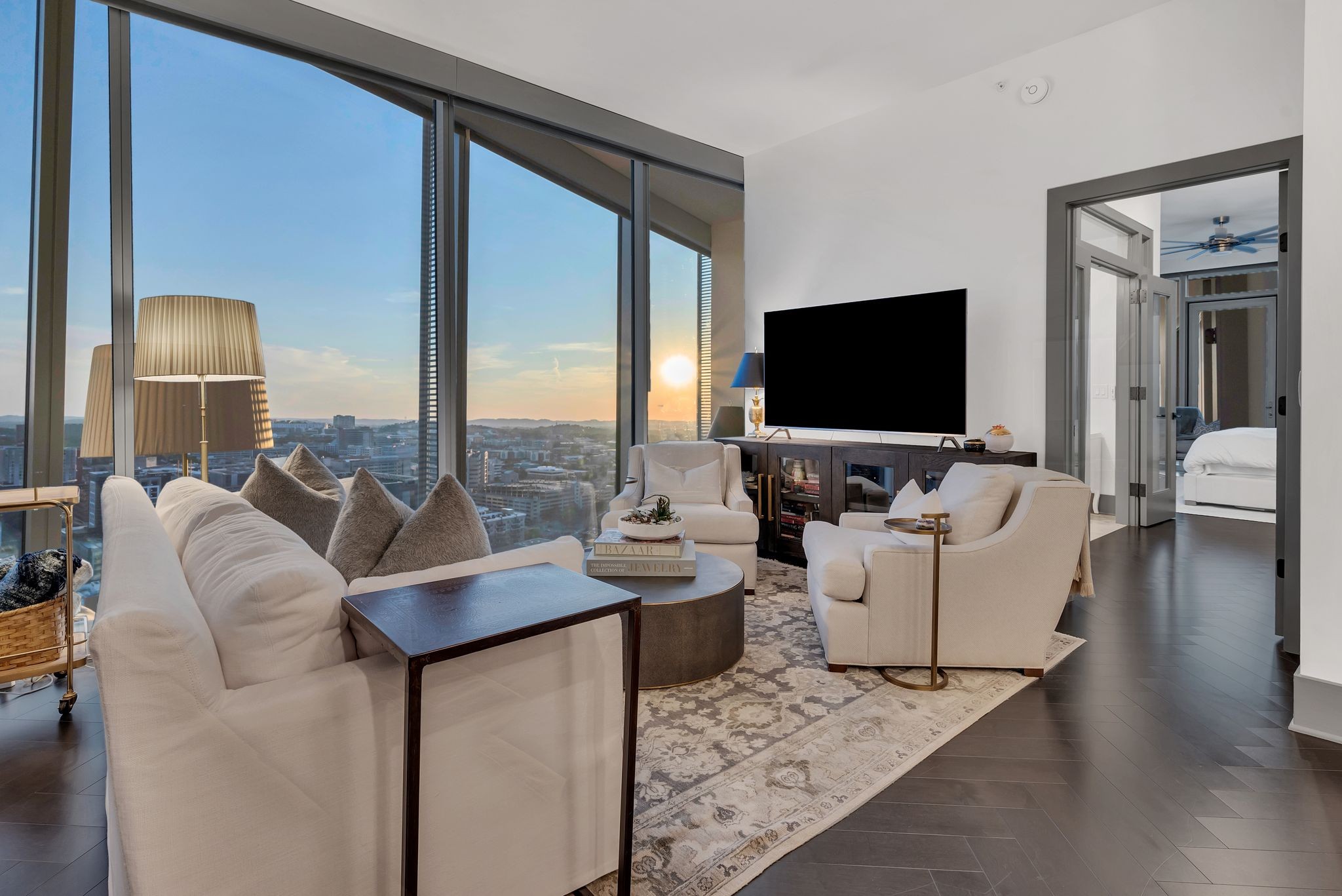 1616 West End Ave Unit: 2101