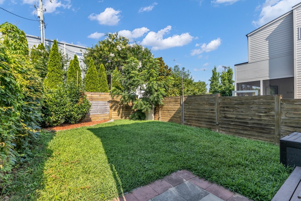 2803B W Kirkwood Ave