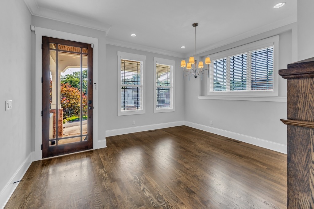 2803B W Kirkwood Ave